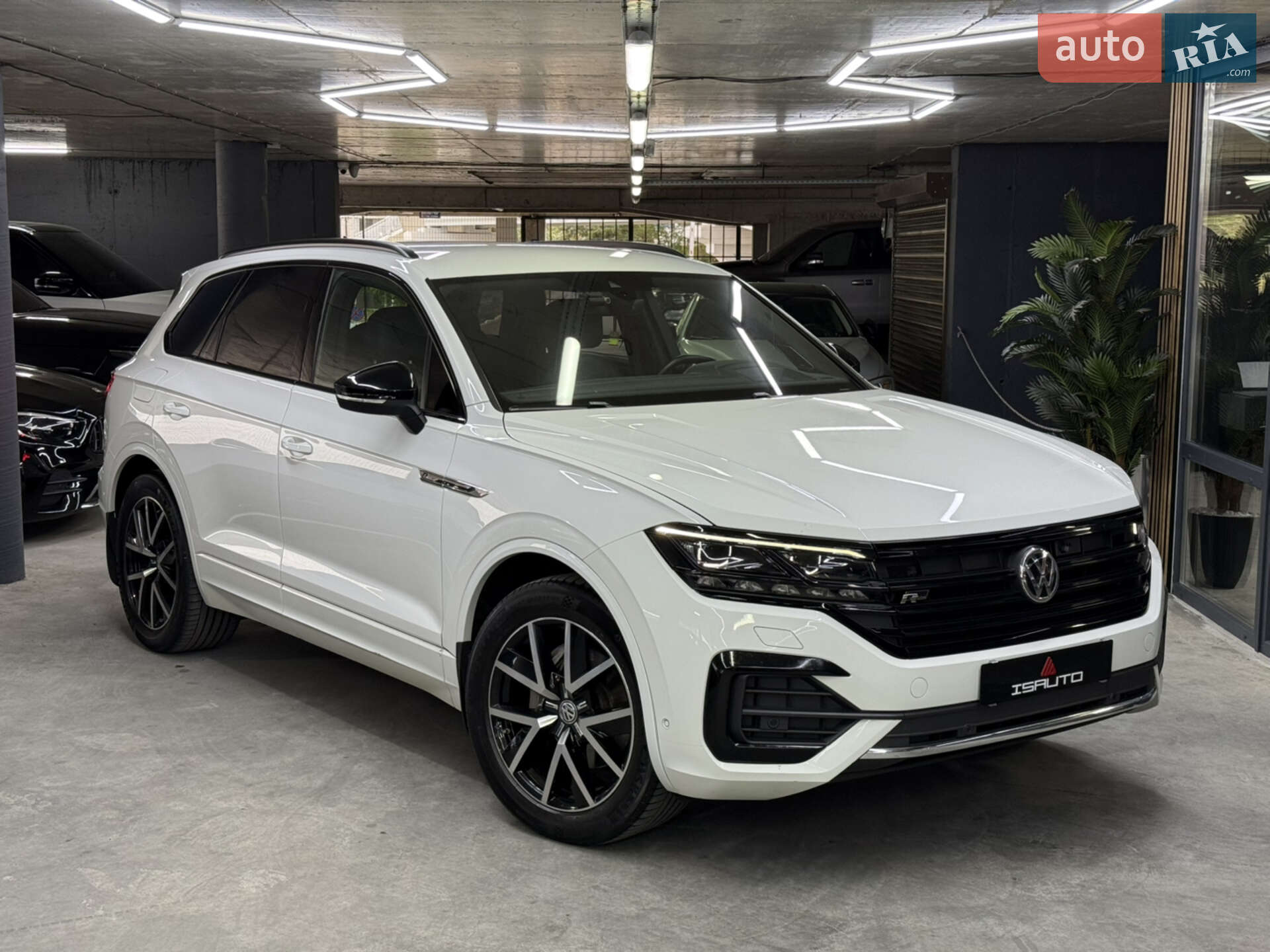 VOLKSWAGEN TOUAREG 2019