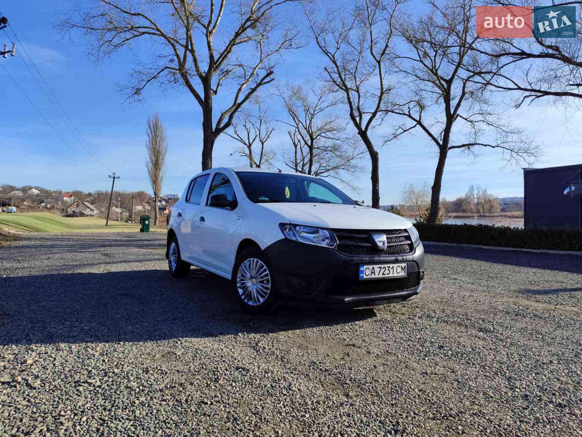 DACIA SANDERO 2015