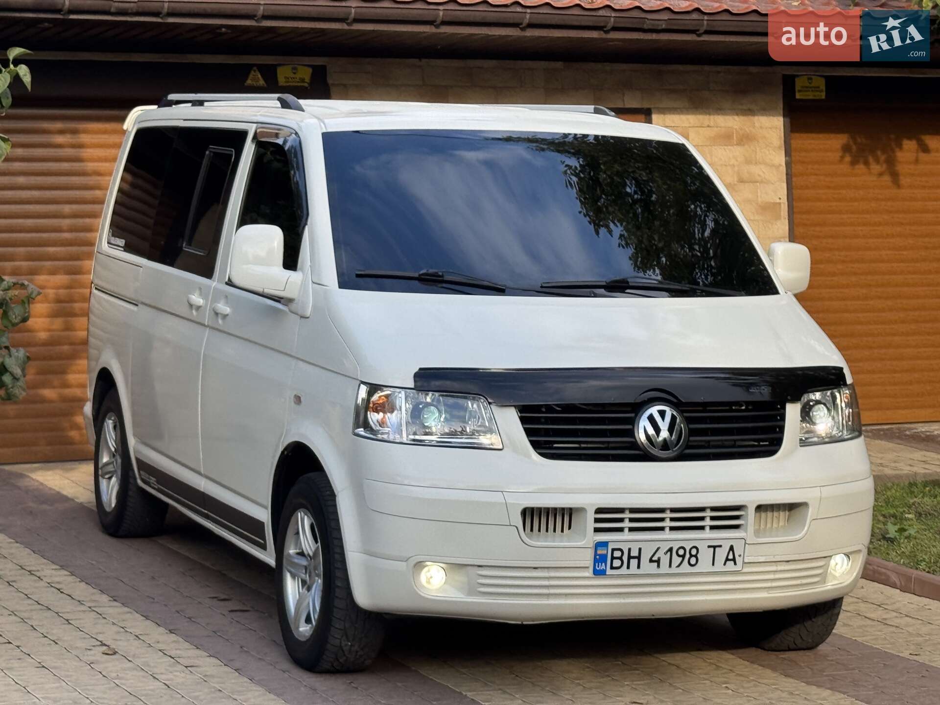 VOLKSWAGEN TRANSPORTER 2006