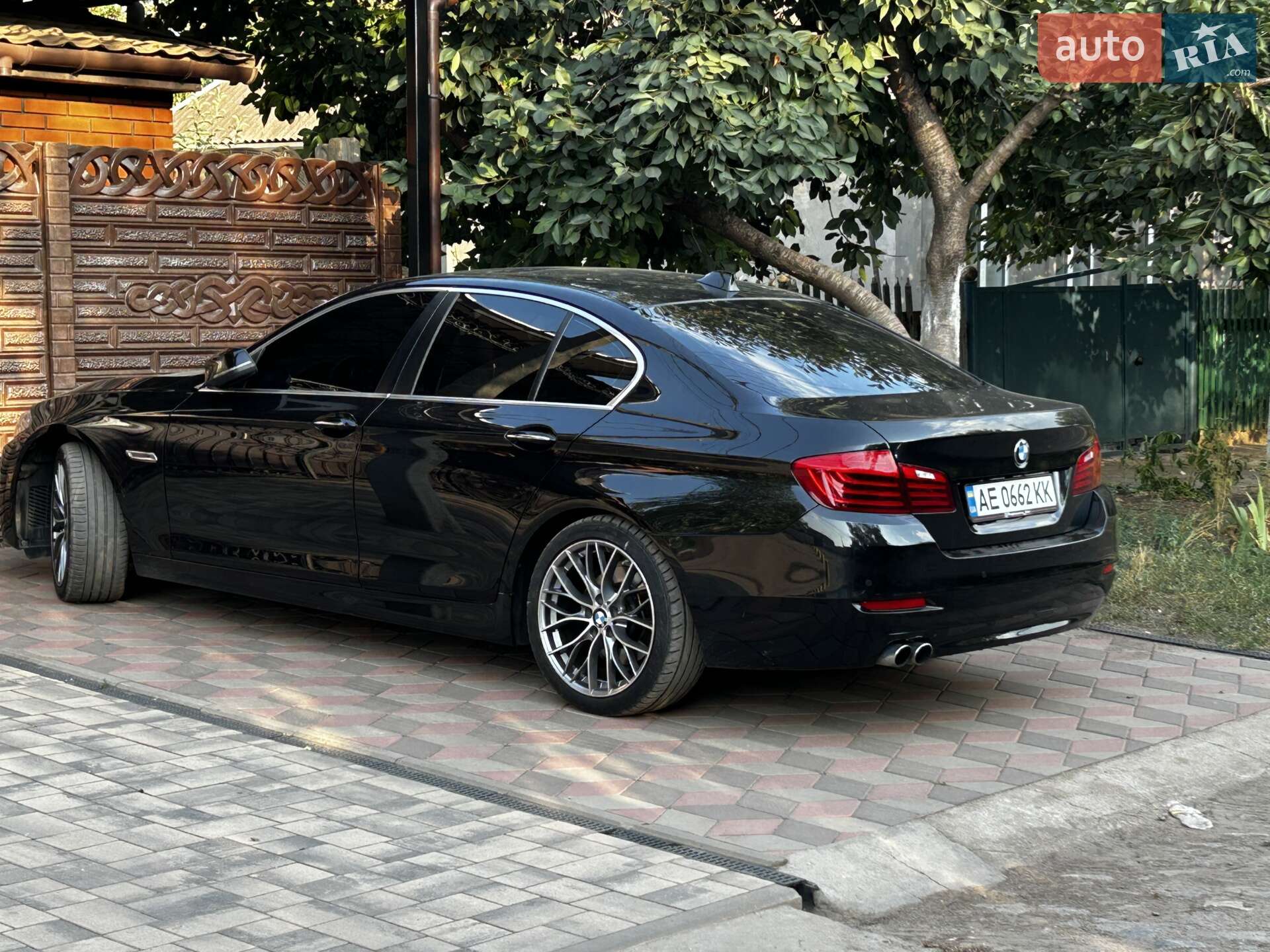 BMW 528I