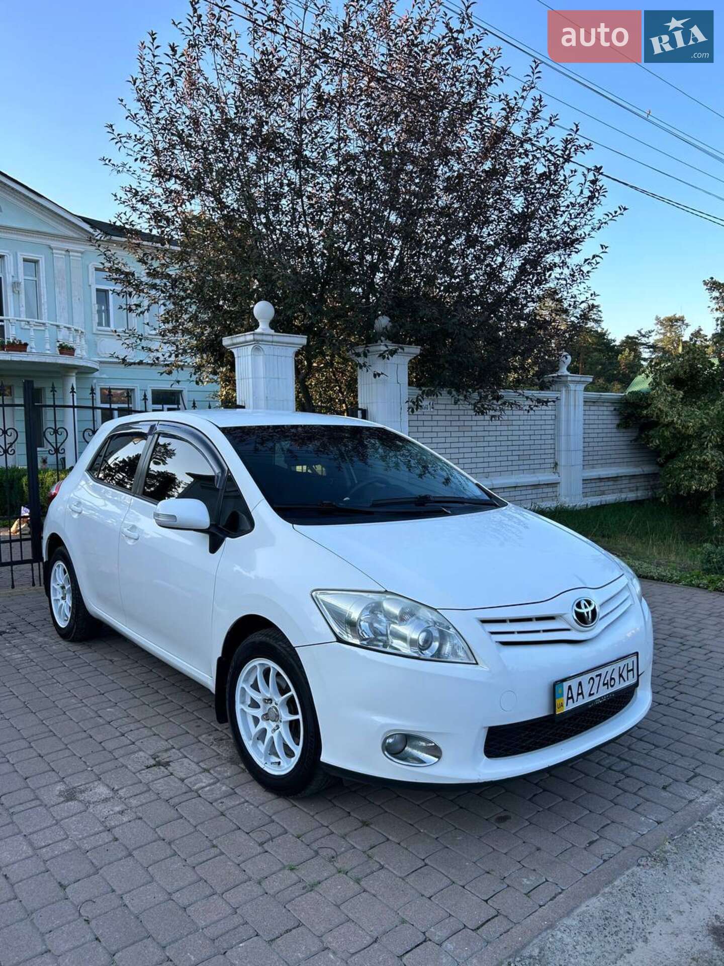 TOYOTA AURIS 2010