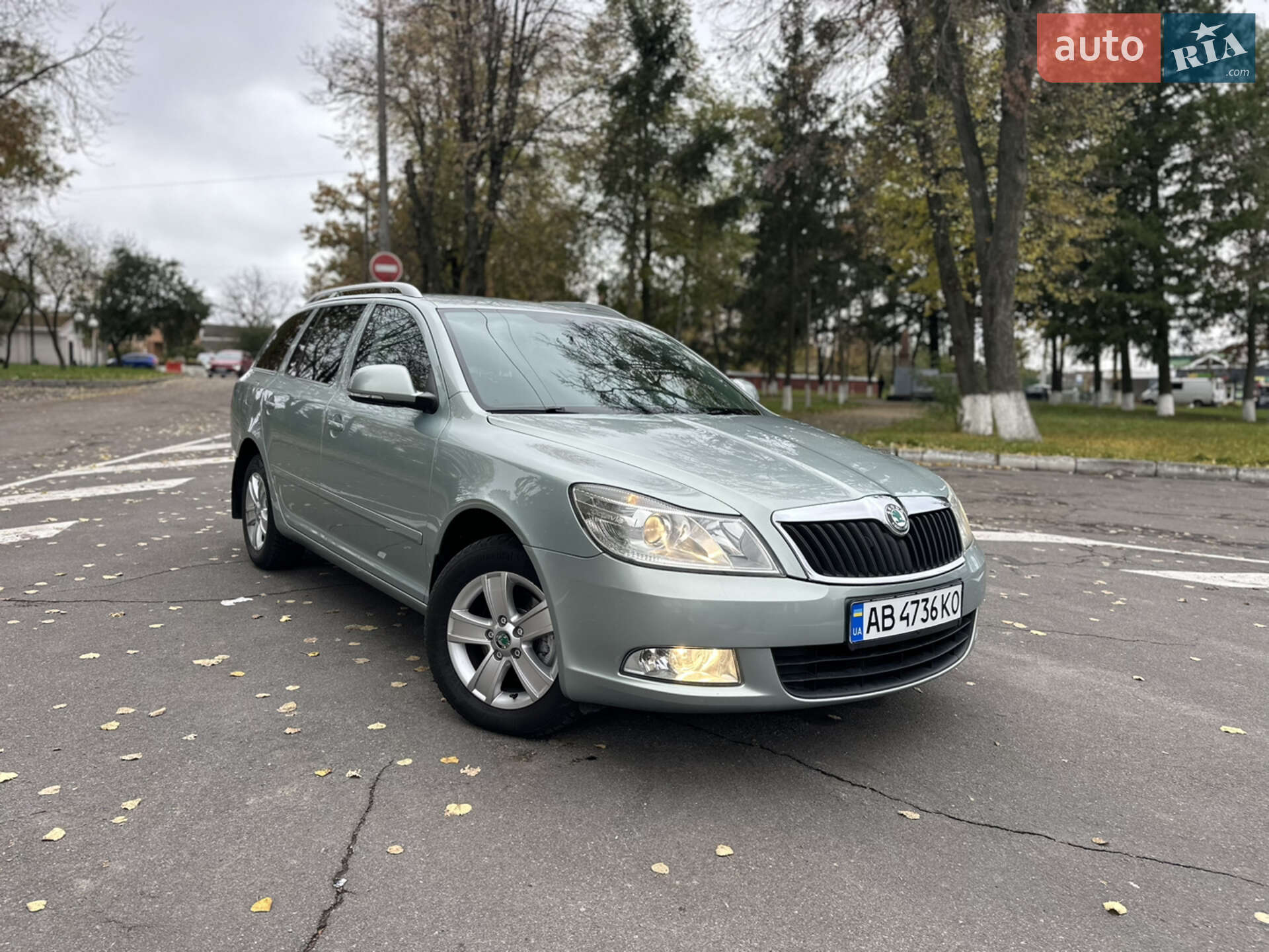 Головне фото звіту автомобіля SKODA OCTAVIA 2012