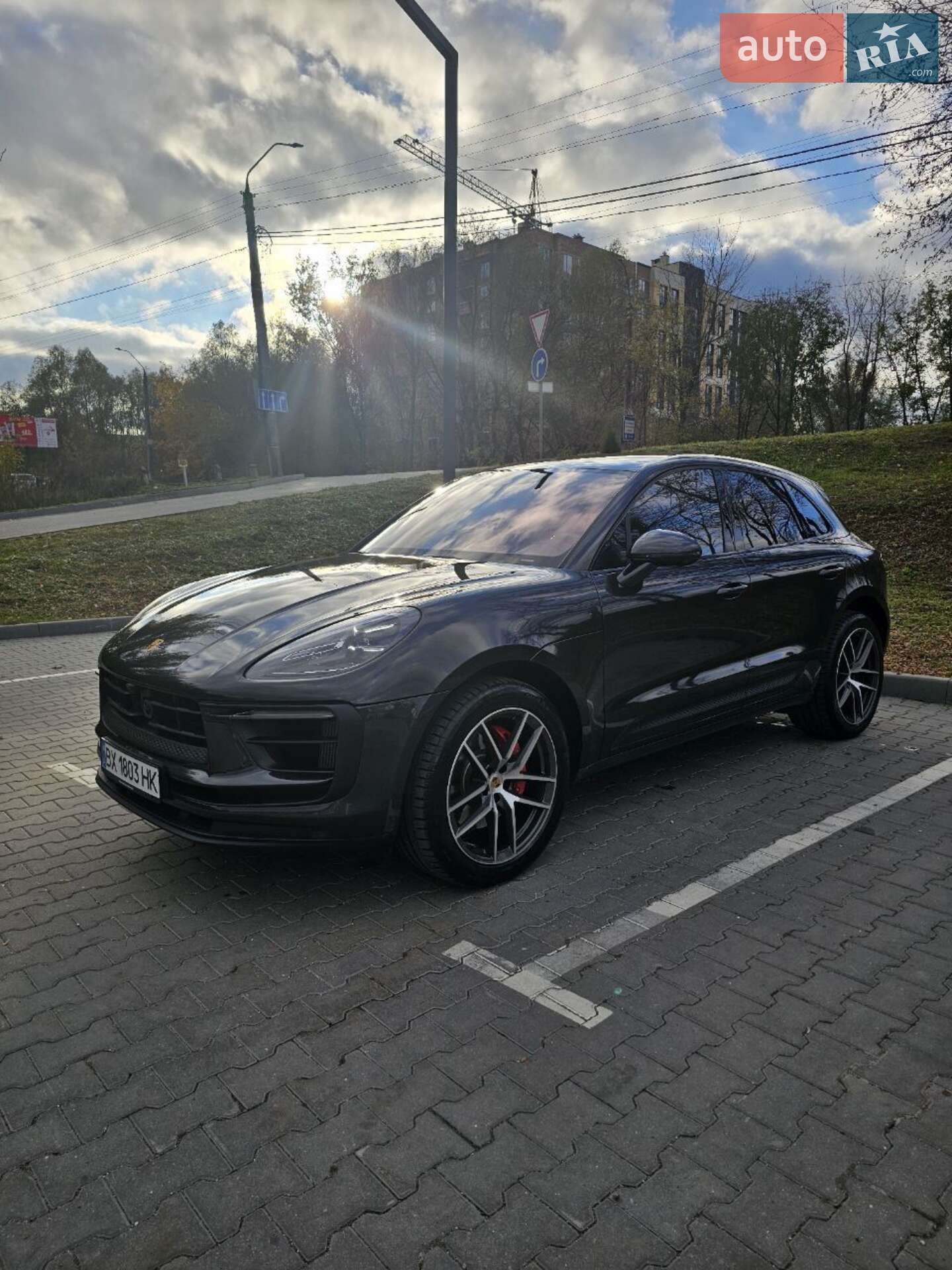 PORSCHE MACAN 2023
