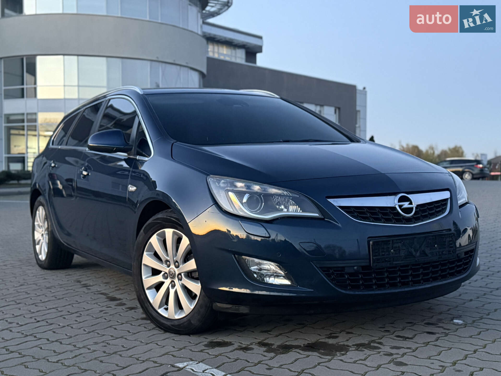 Головне фото звіту автомобіля OPEL ASTRA 2011