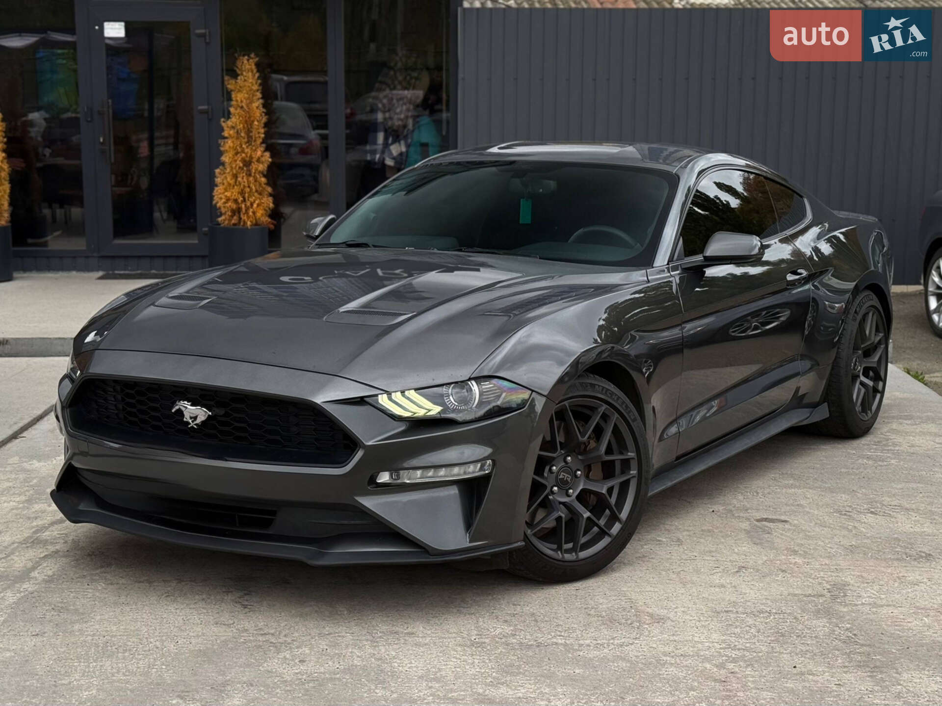 Головне фото звіту автомобіля FORD MUSTANG 2017