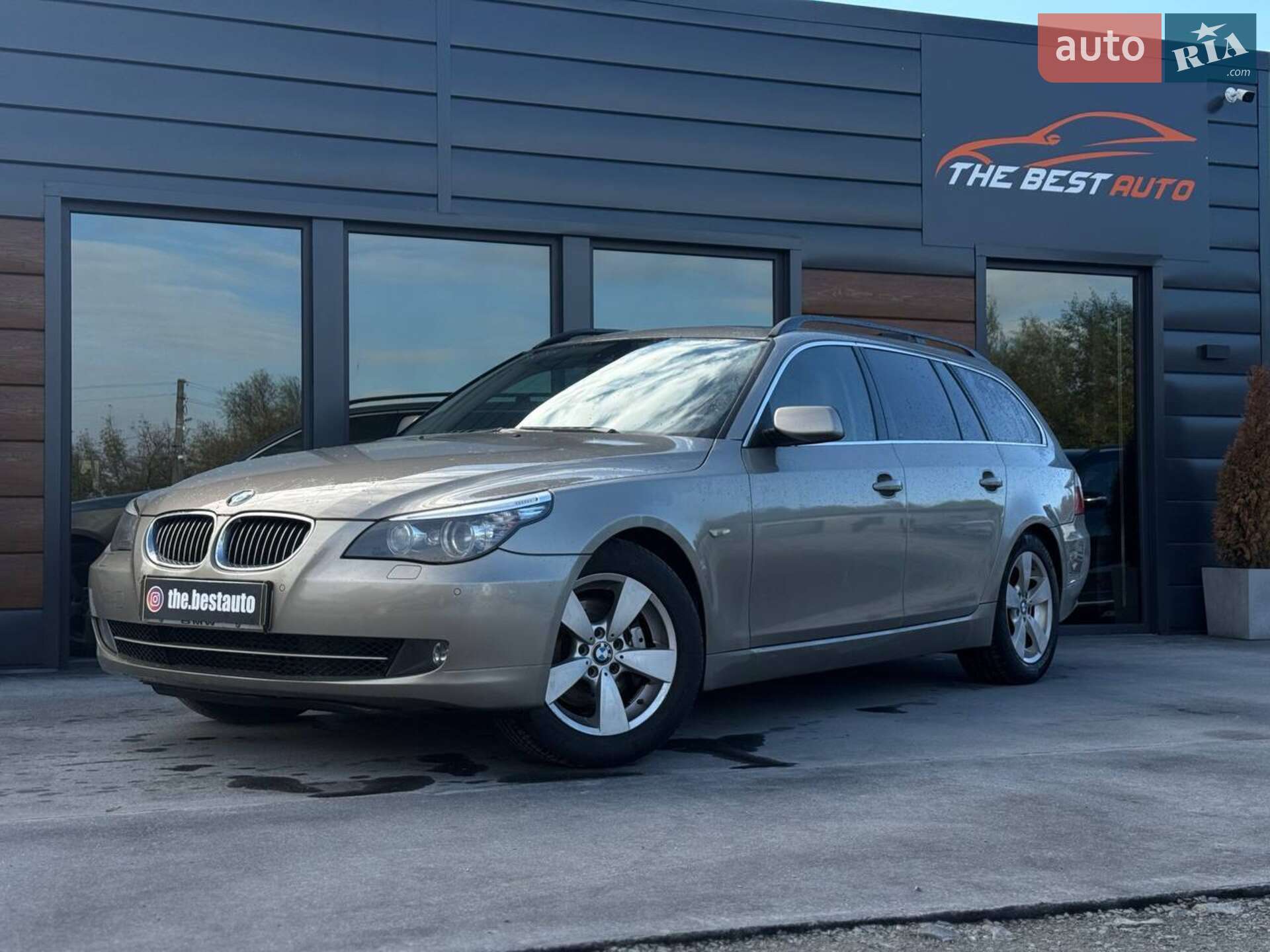 Головне фото звіту автомобіля BMW 530D 2007