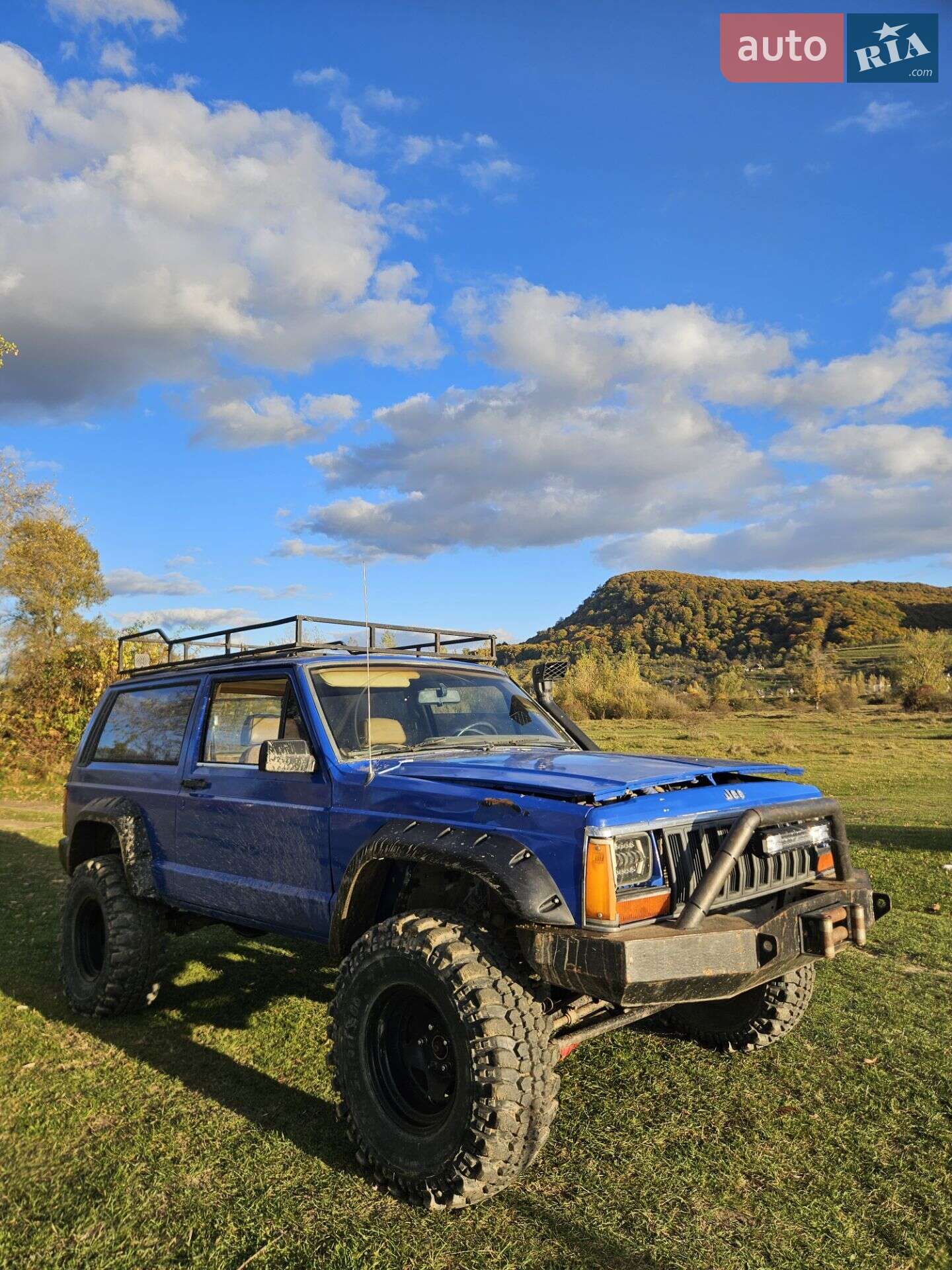 JEEP CHEROKEE 1987