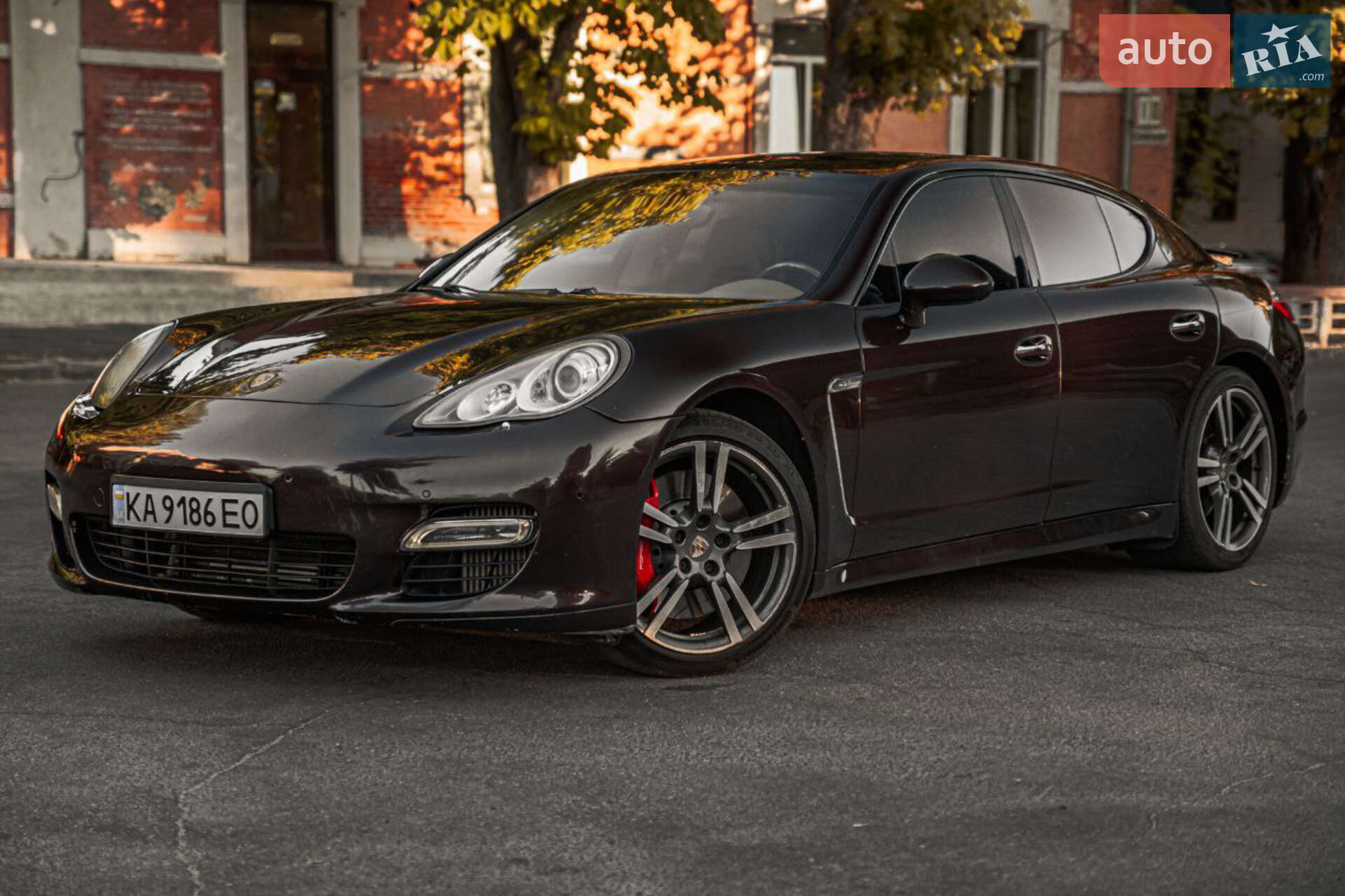 Головне фото звіту автомобіля PORSCHE PANAMERA 2011