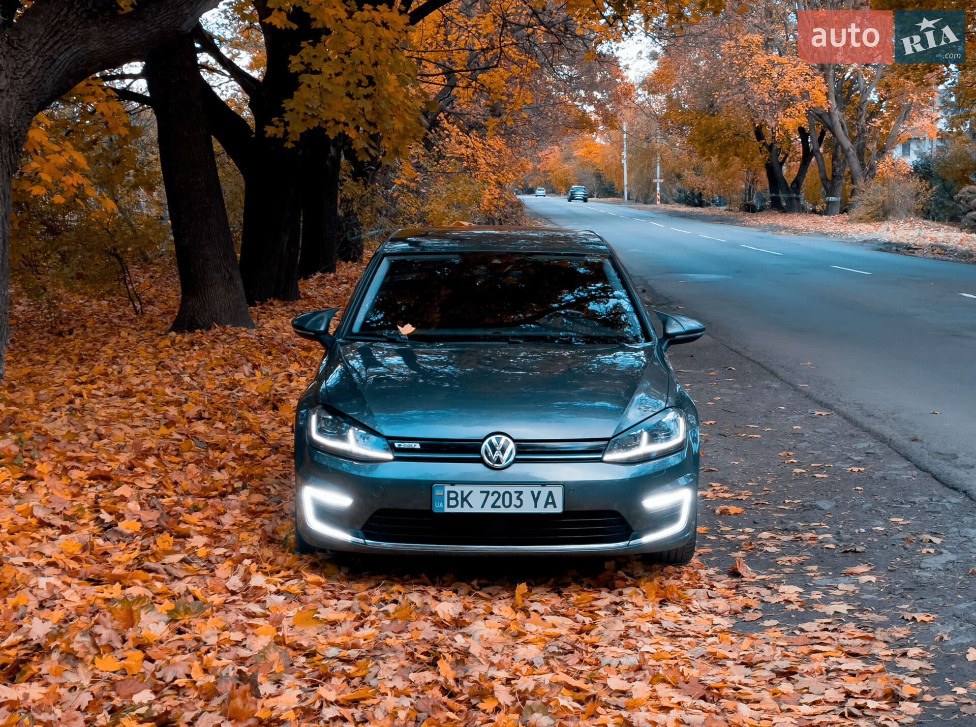 VOLKSWAGEN E-GOLF 2019