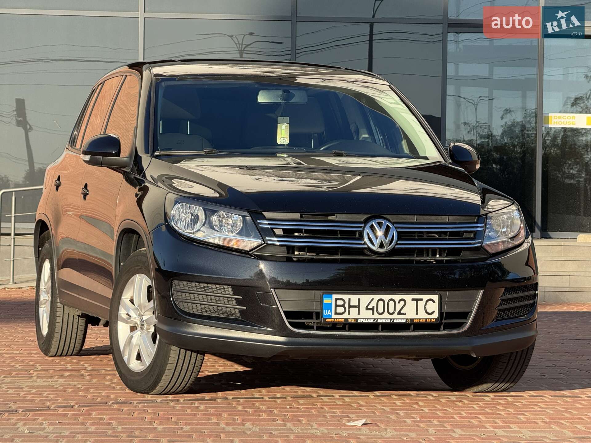 VOLKSWAGEN TIGUAN 2012