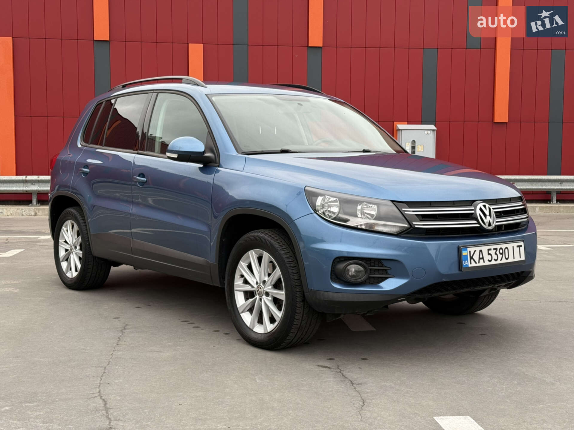 VOLKSWAGEN TIGUAN 2017