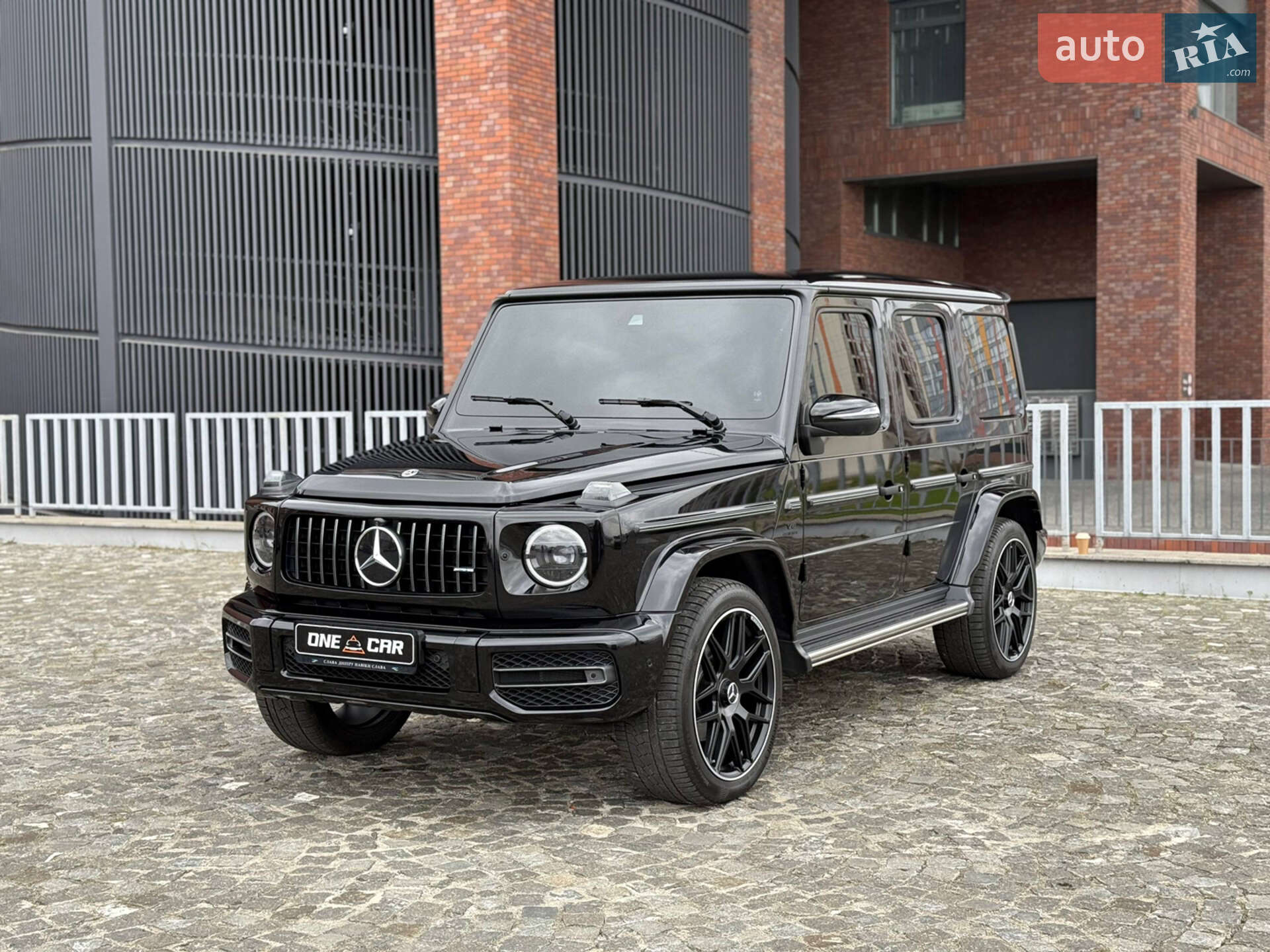 MERCEDES-BENZ G 500
