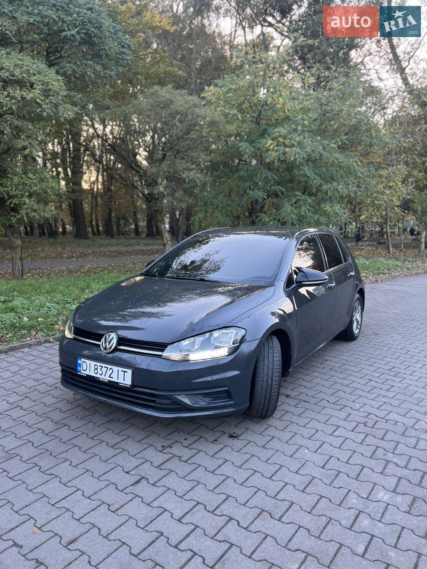VOLKSWAGEN GOLF 2017