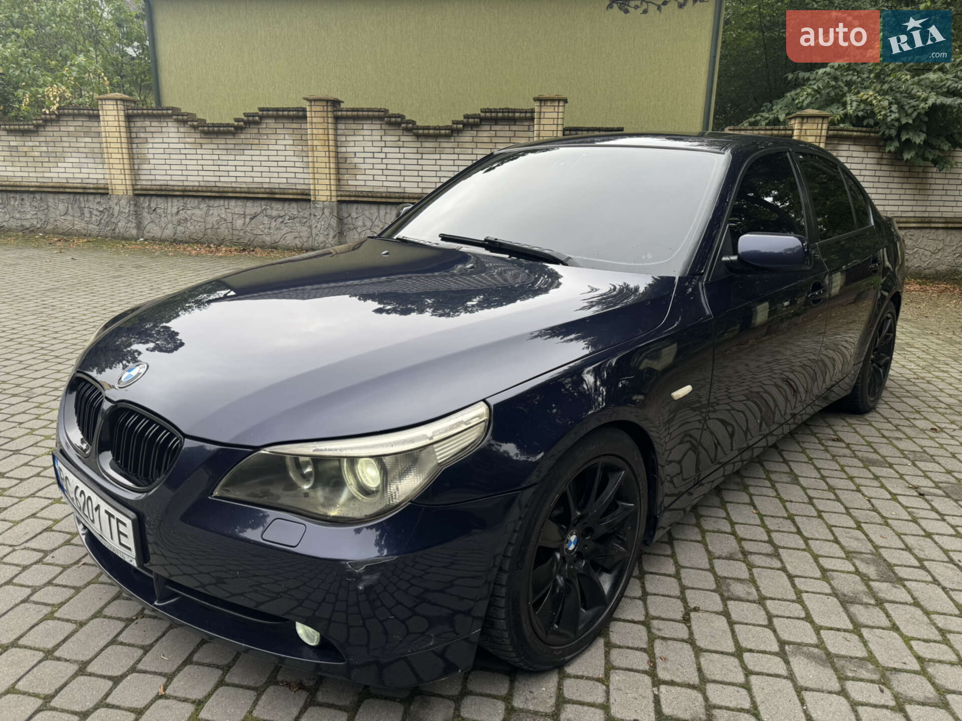 BMW 5 Series 2004