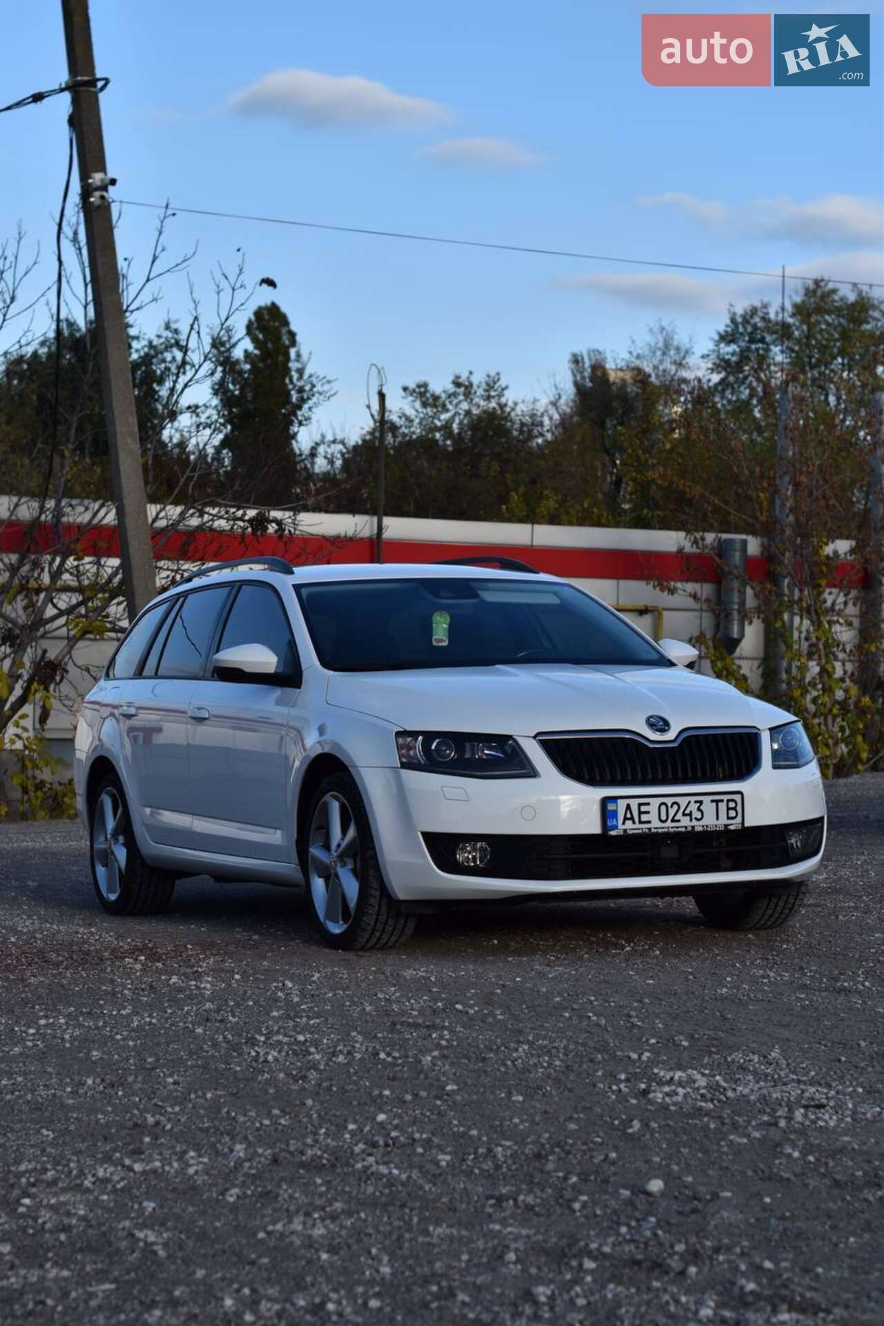 Головне фото звіту автомобіля SKODA OCTAVIA 2013