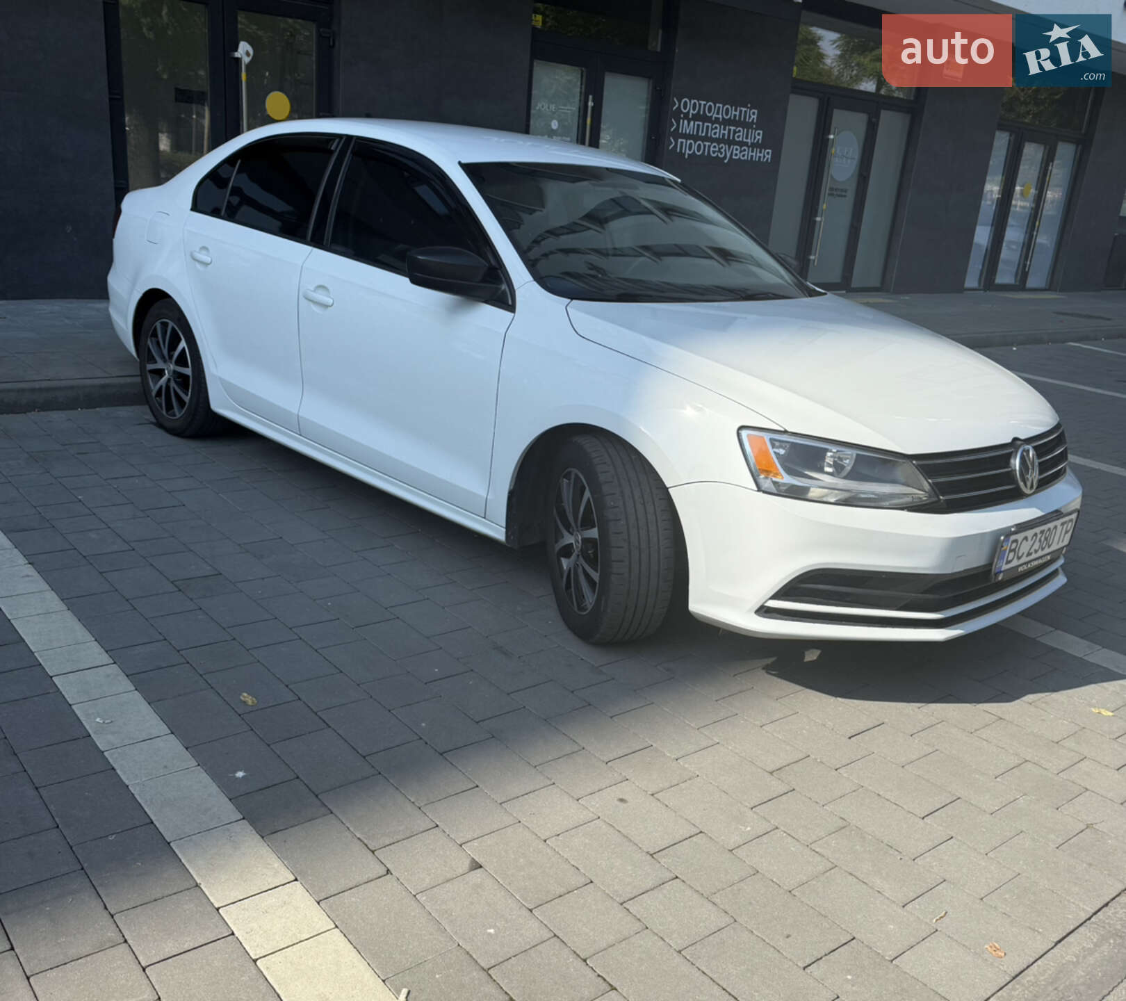 VOLKSWAGEN JETTA 2016