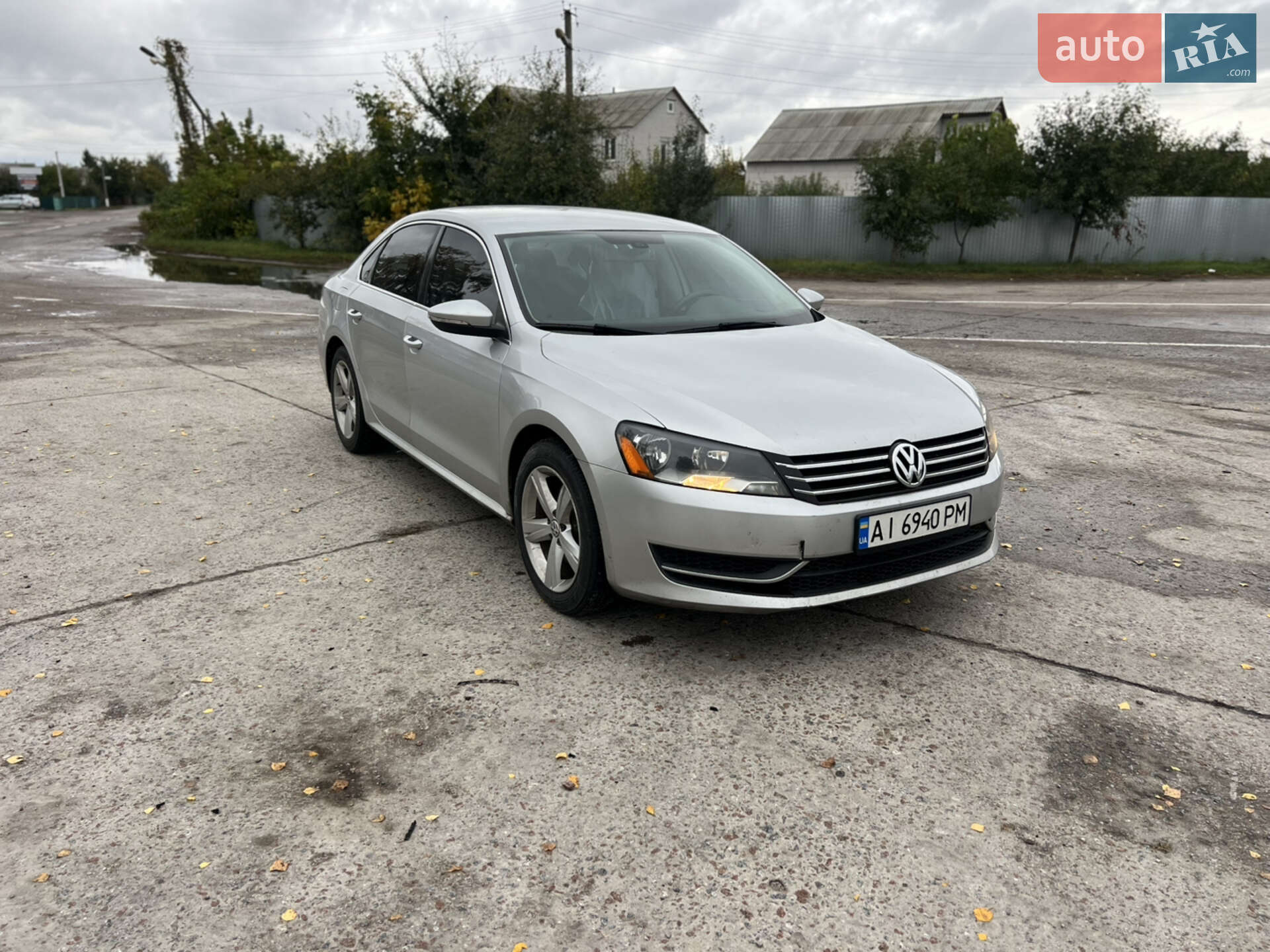 VOLKSWAGEN PASSAT 2012