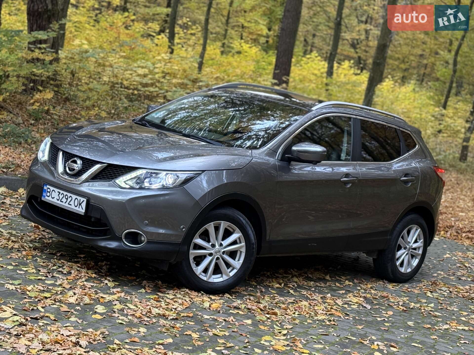 NISSAN QASHQAI 2015