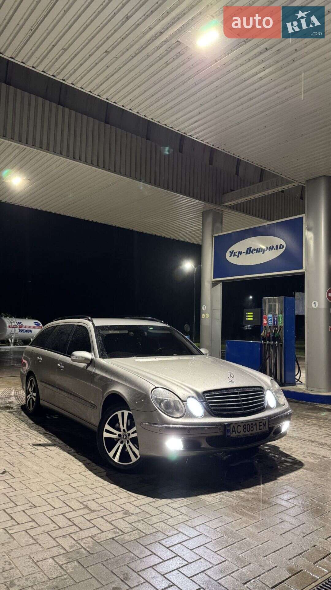 MERCEDES-BENZ E 220 CDI 2004