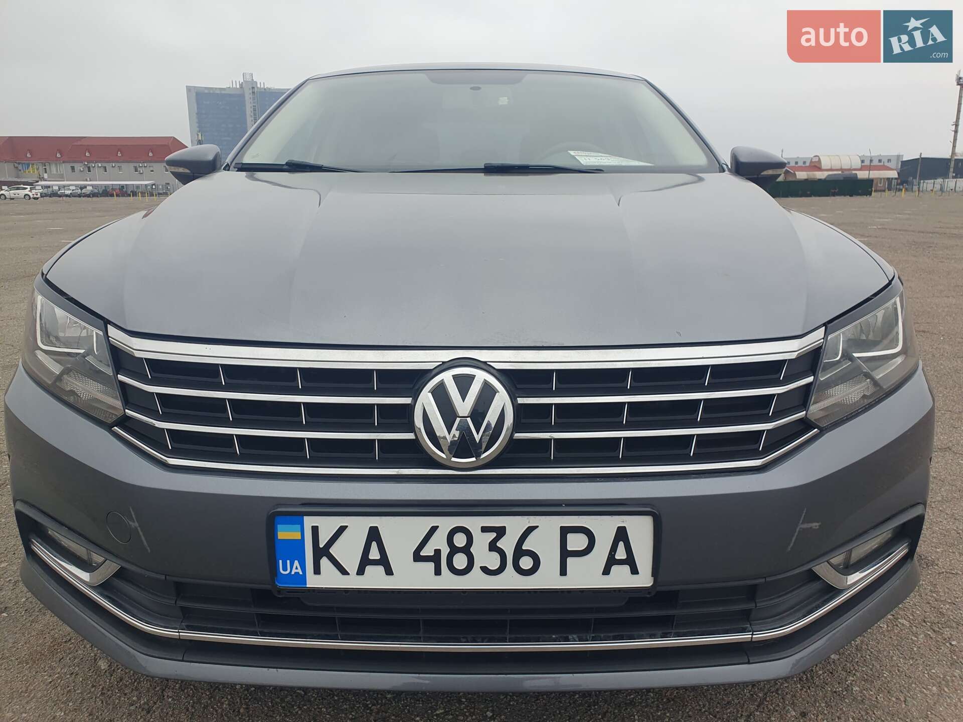 VOLKSWAGEN PASSAT 2016