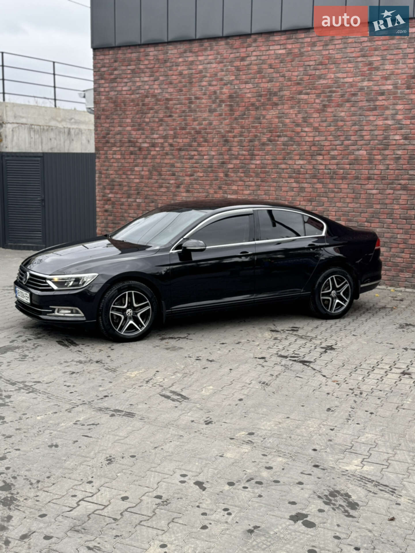 VOLKSWAGEN PASSAT 2018