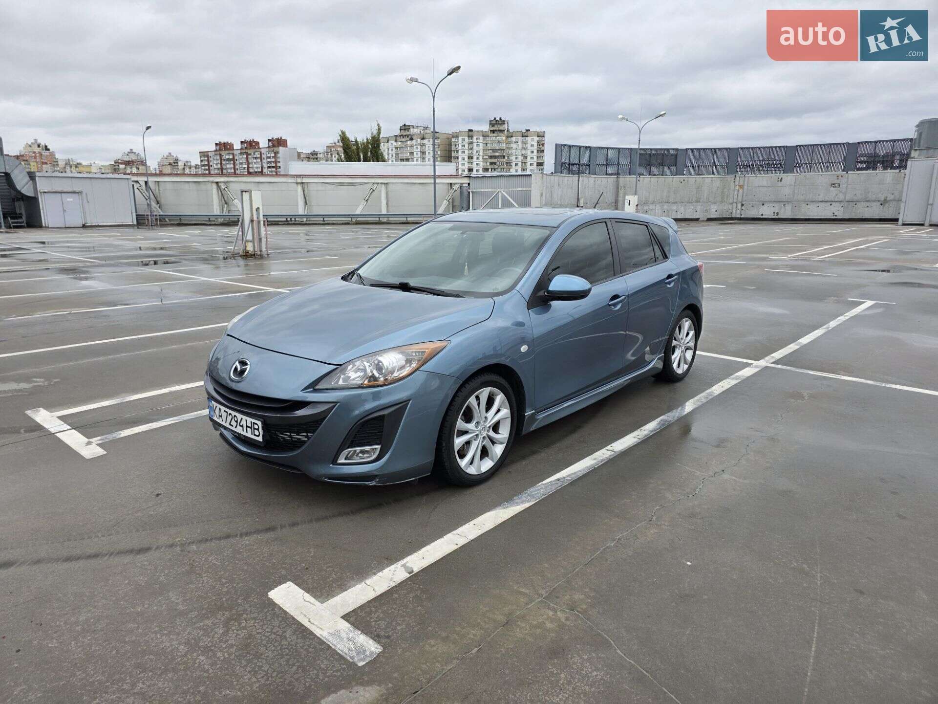 MAZDA 3 2011