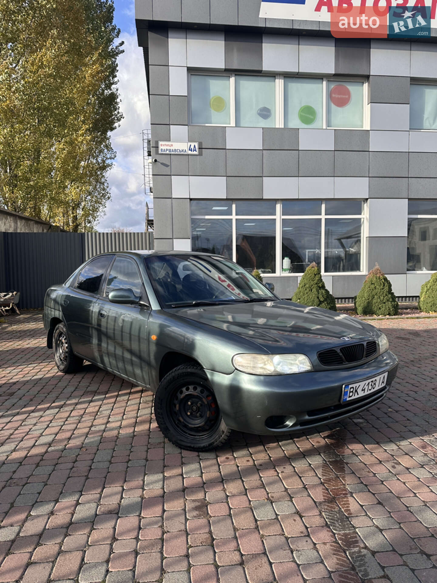 DAEWOO NUBIRA 1998
