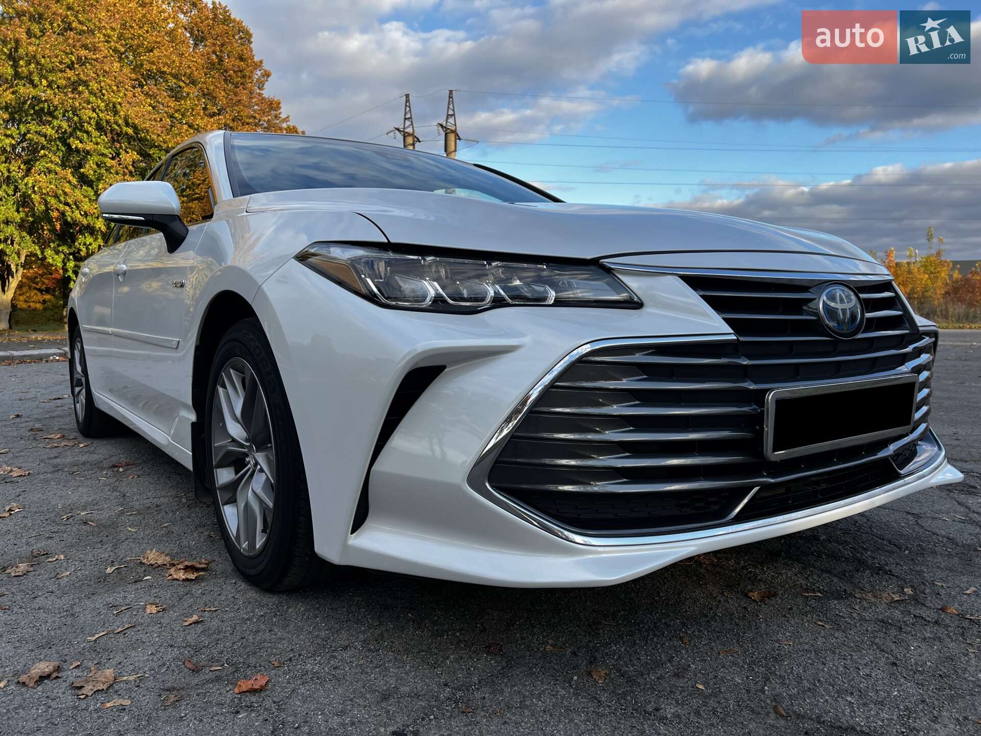 TOYOTA AVALON 2019