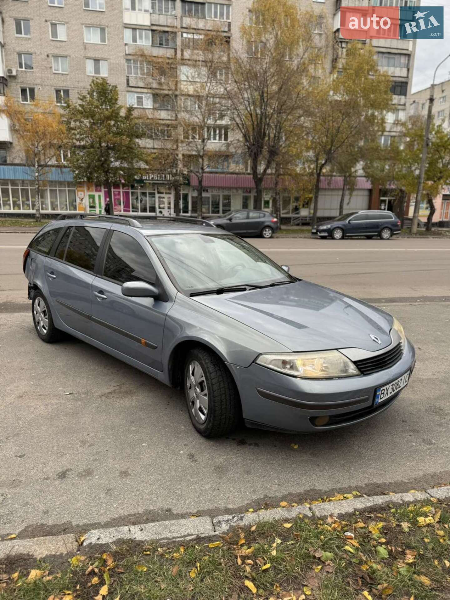 Головне фото звіту автомобіля RENAULT LAGUNA 2004