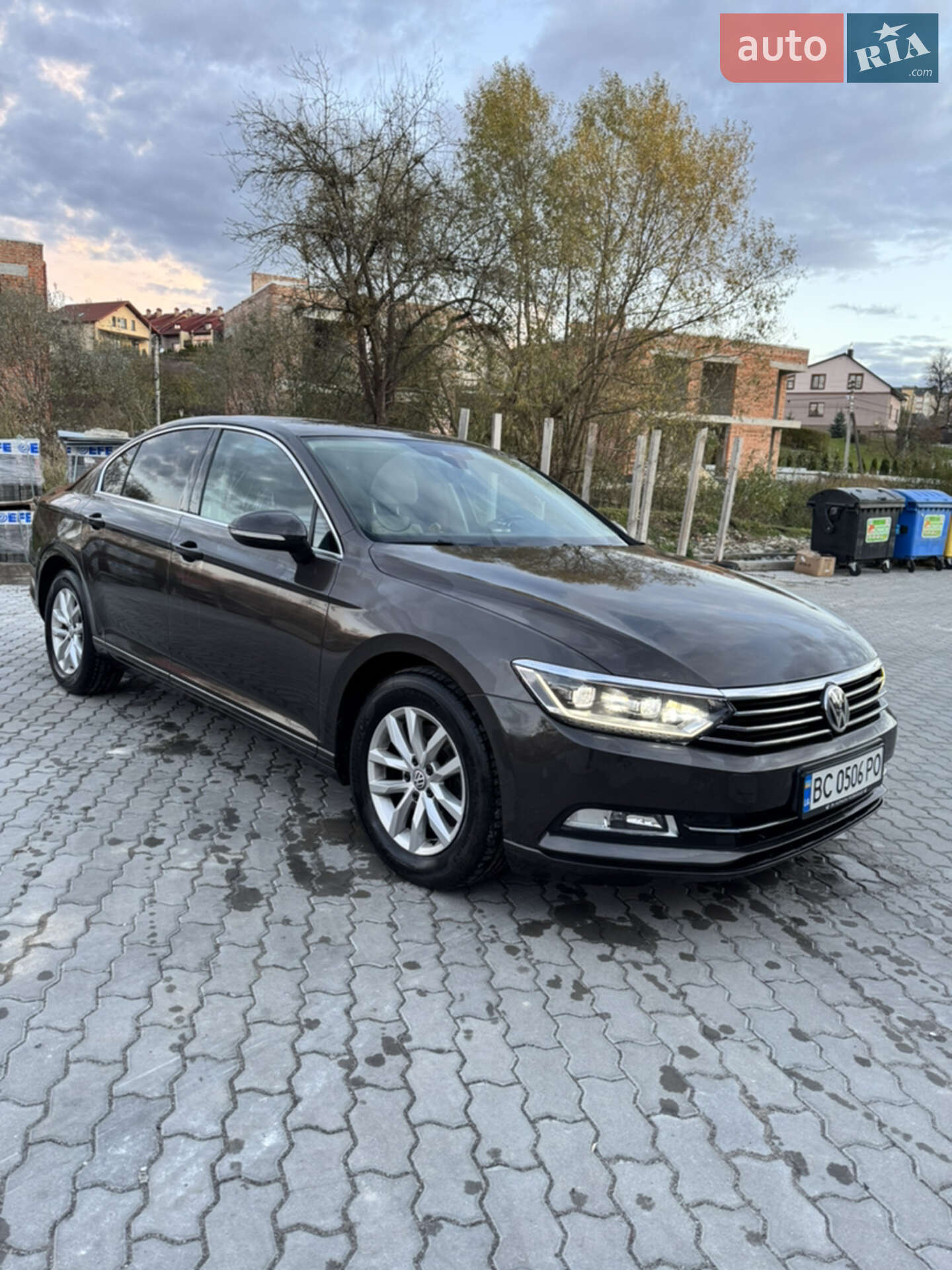 VOLKSWAGEN PASSAT 2017