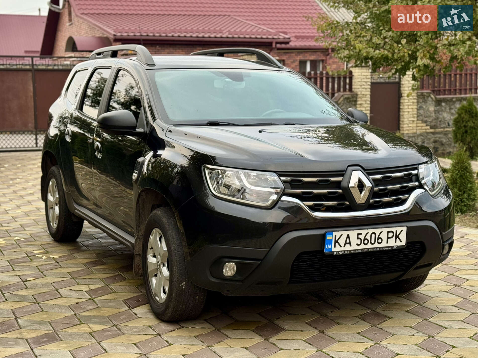 Головне фото звіту автомобіля RENAULT DUSTER 2018