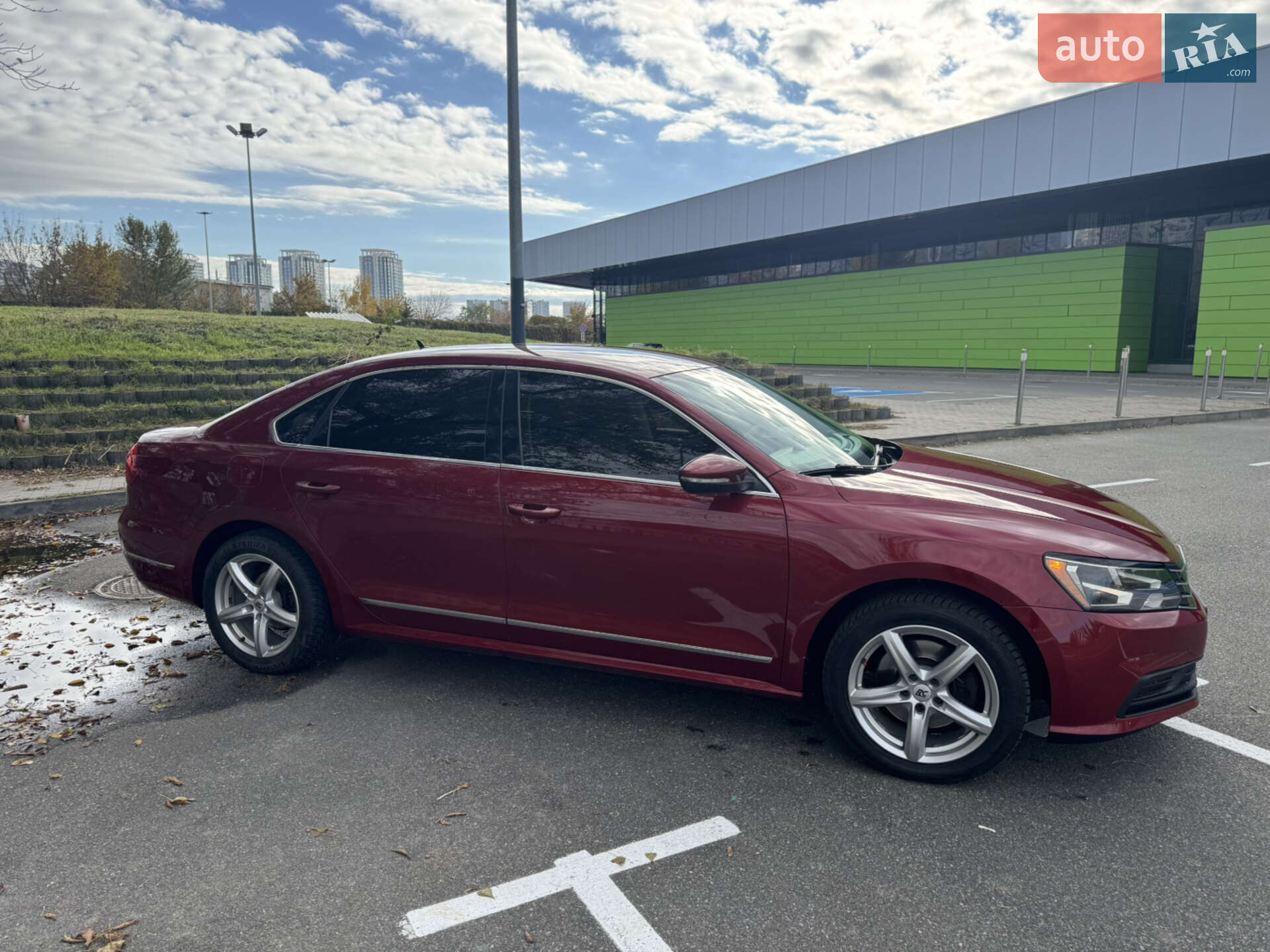 VOLKSWAGEN PASSAT 2016
