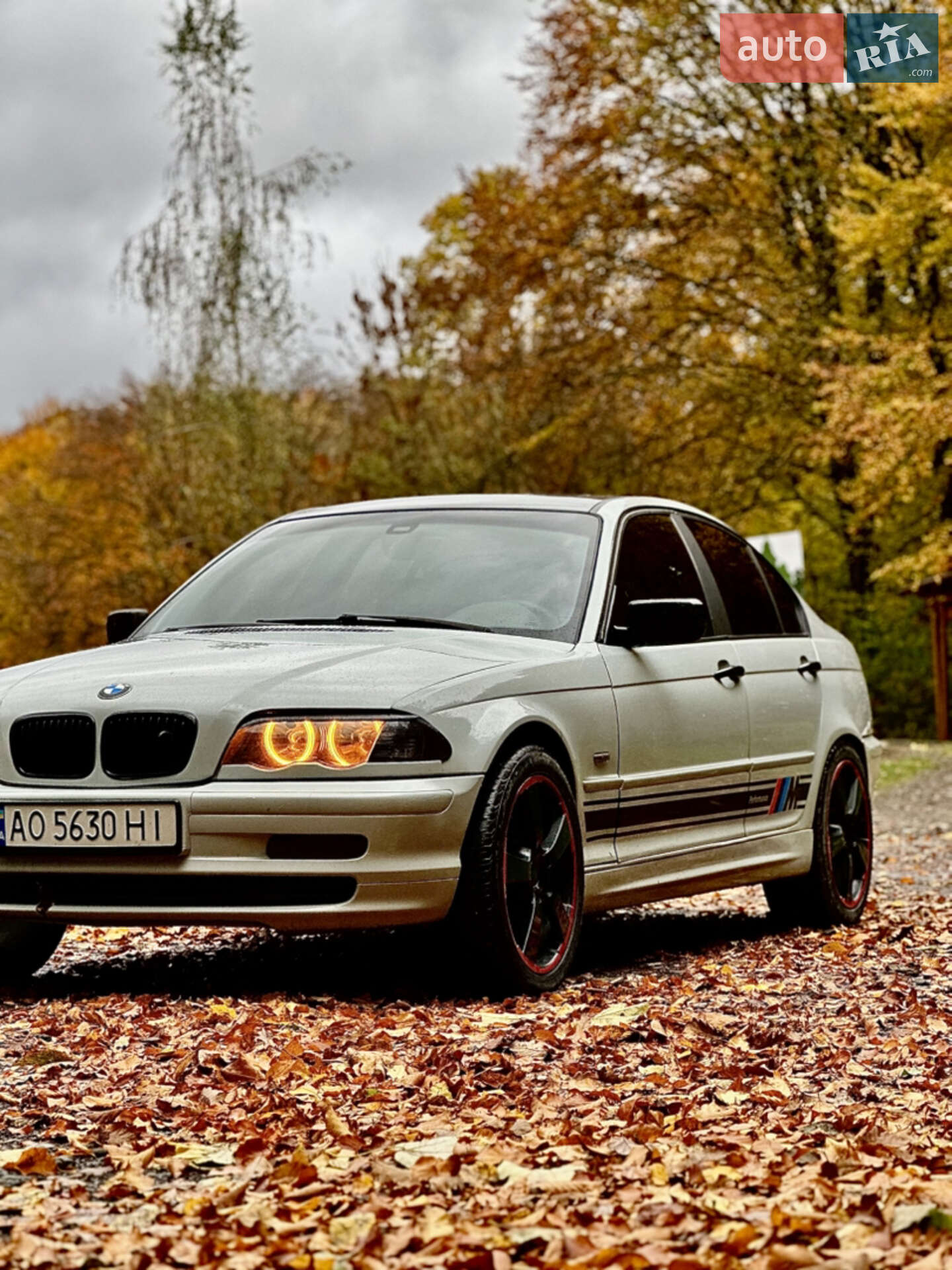 Головне фото звіту автомобіля BMW 320D 1998
