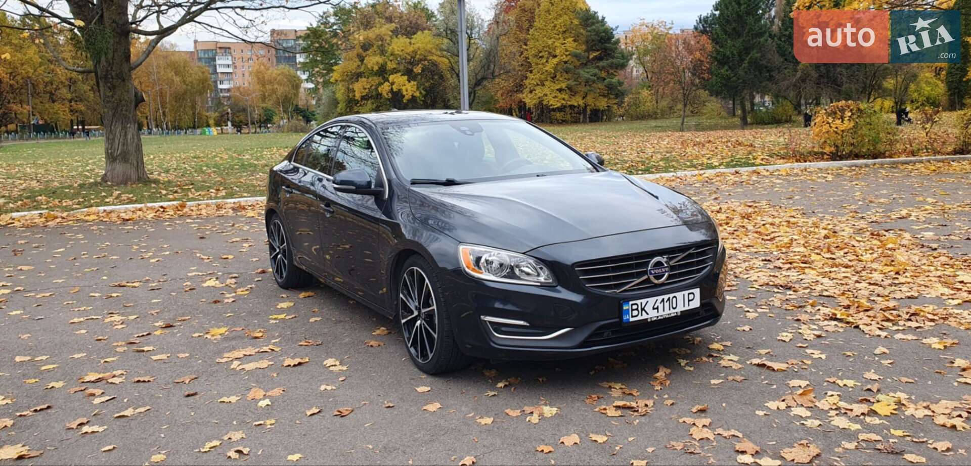 VOLVO S60 2015