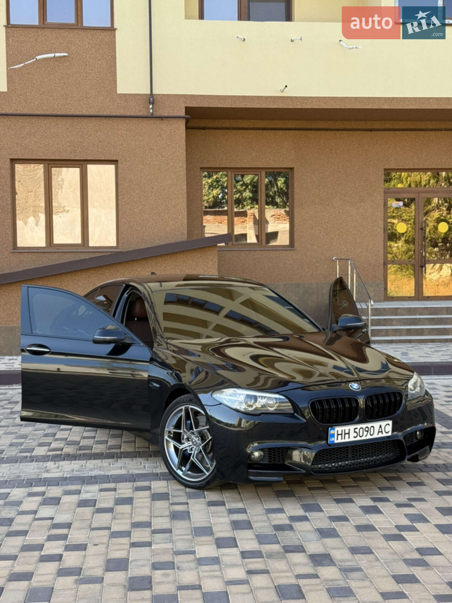 BMW 535I XDRIVE 2016