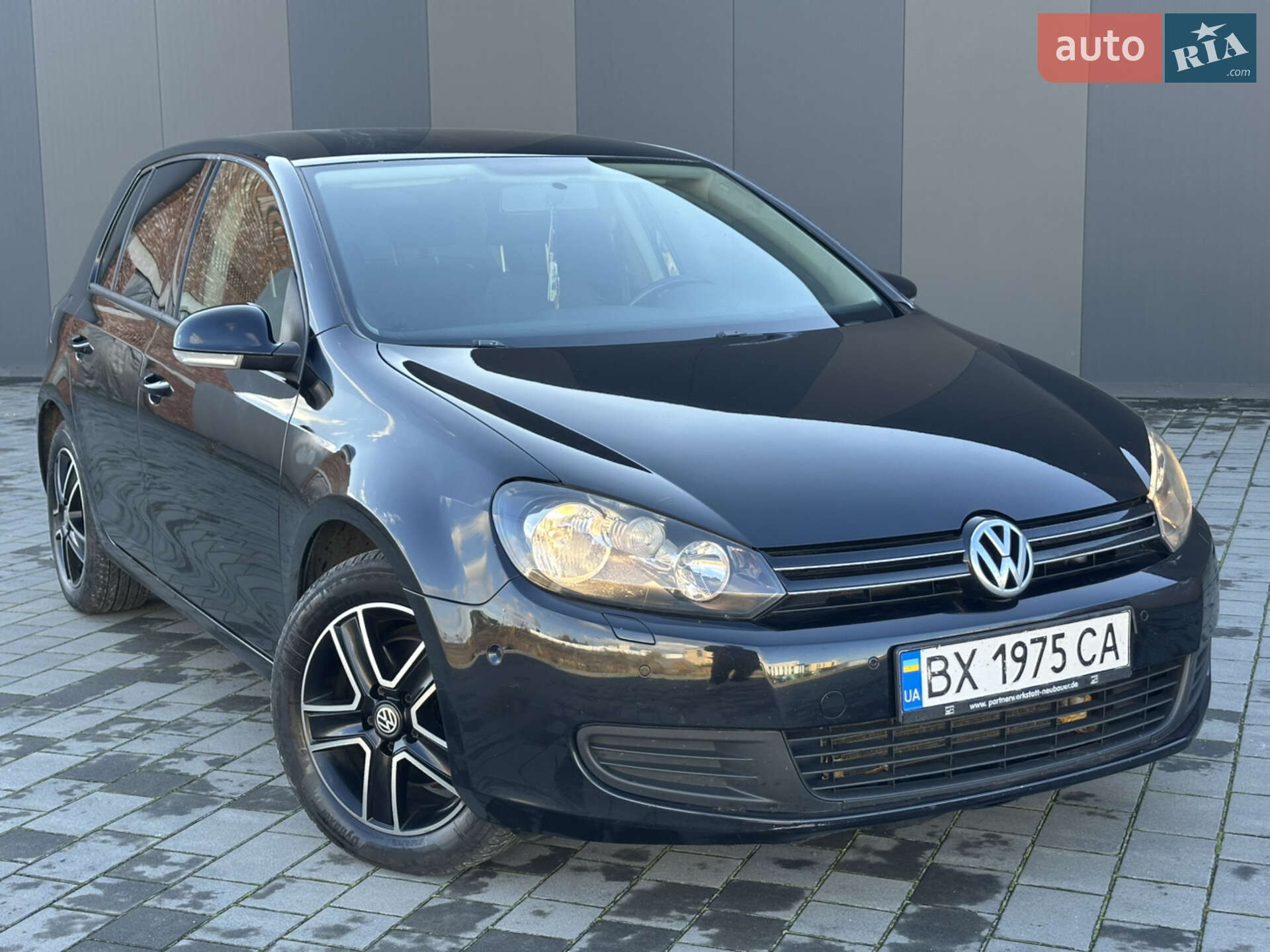 VOLKSWAGEN GOLF 2010