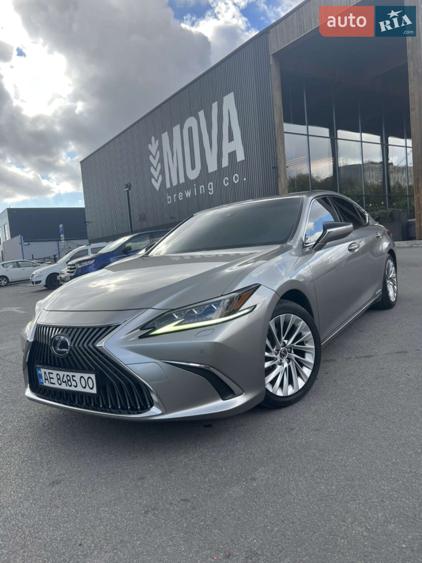 LEXUS ES 300H 2019