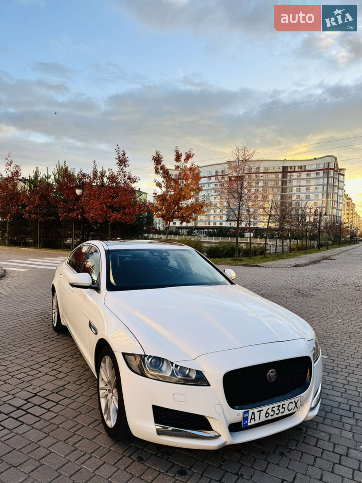 JAGUAR XF 2016