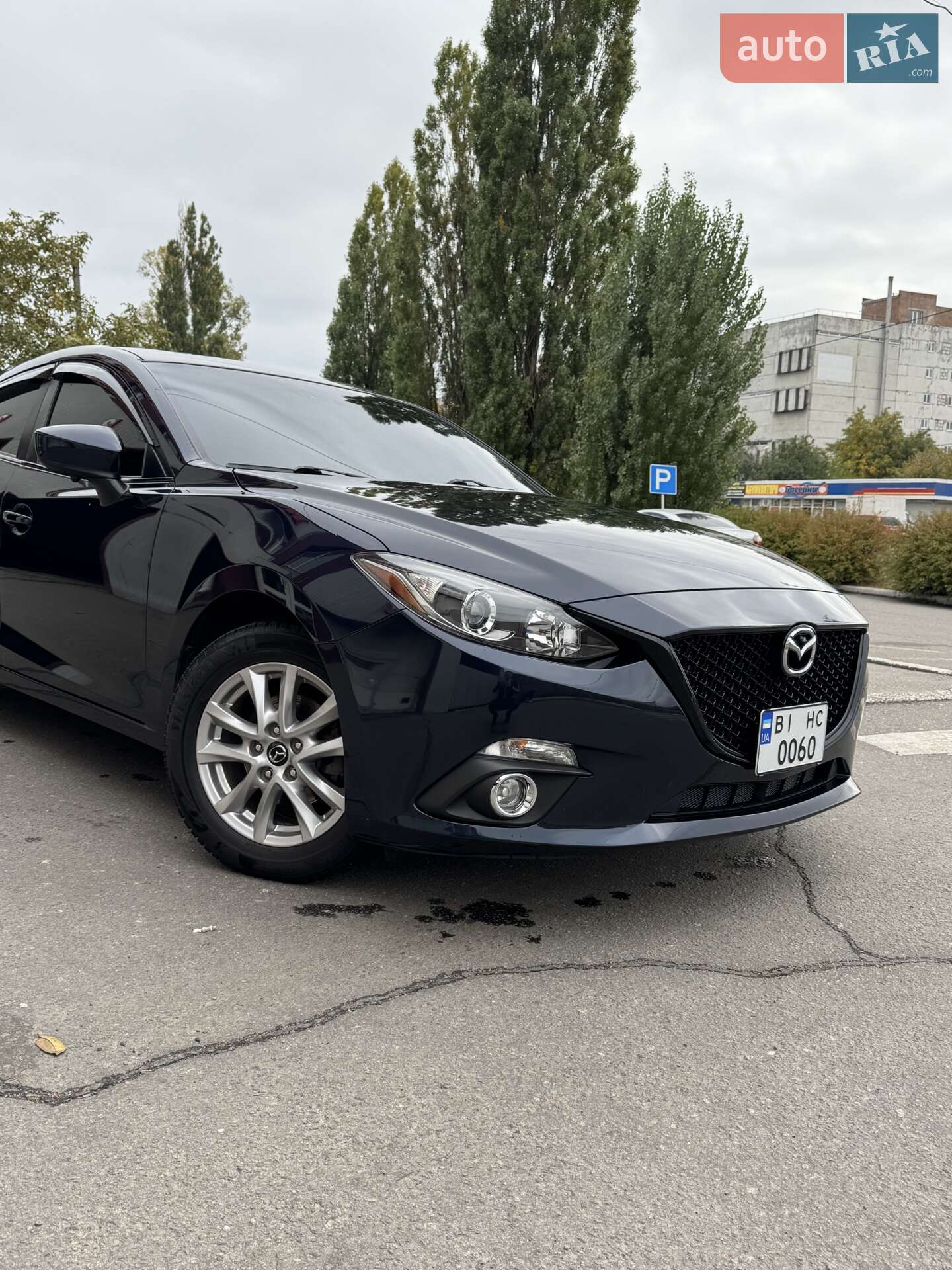 MAZDA 3 2015