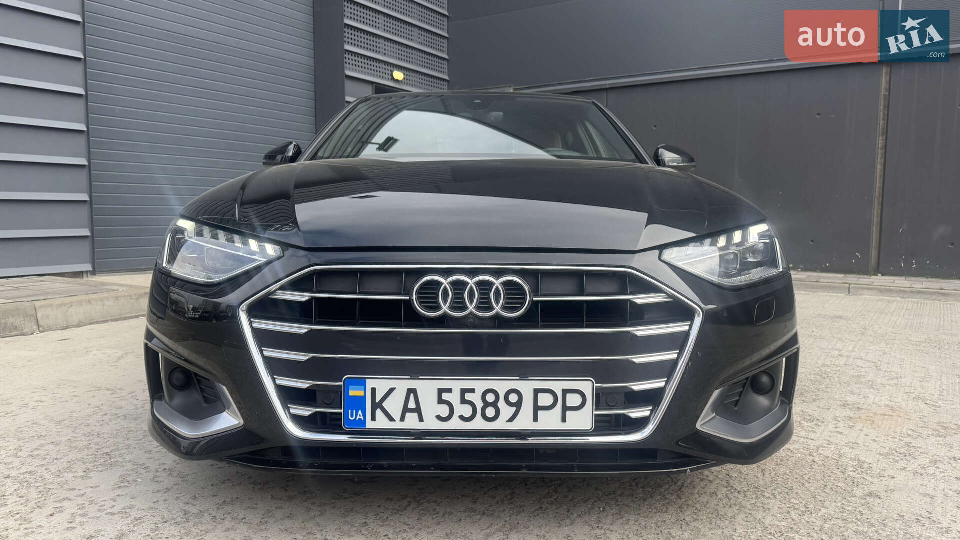 AUDI A4 2019