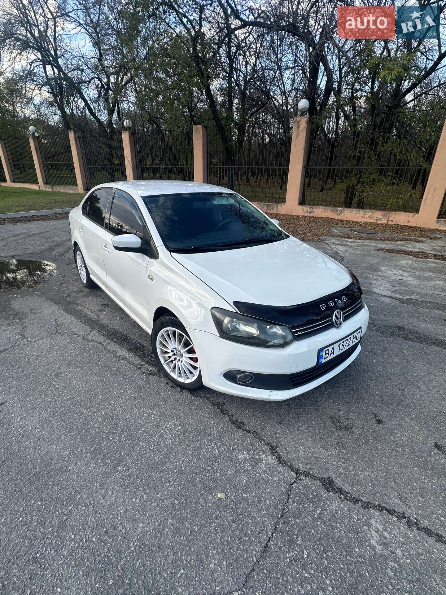 VOLKSWAGEN POLO 2012