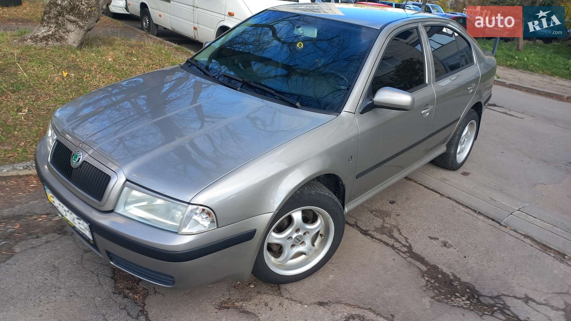 Головне фото звіту автомобіля SKODA OCTAVIA TOUR 2008