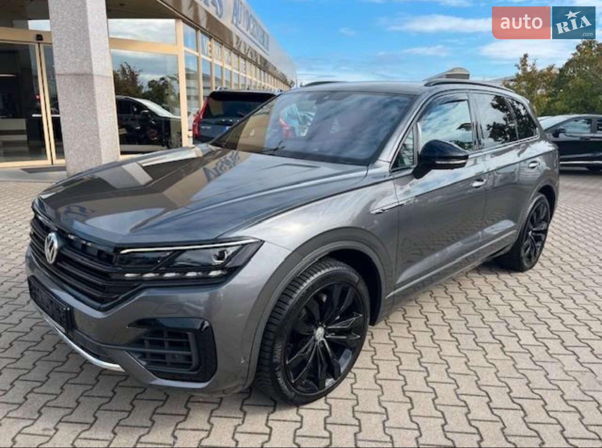 VOLKSWAGEN TOUAREG 2019