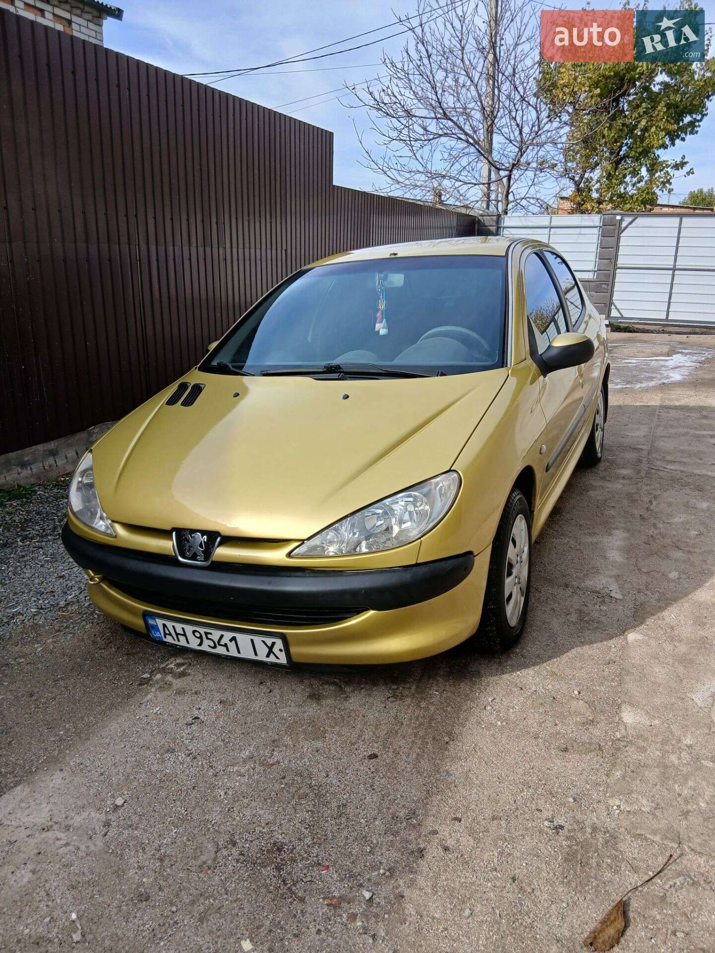 PEUGEOT 206 2004