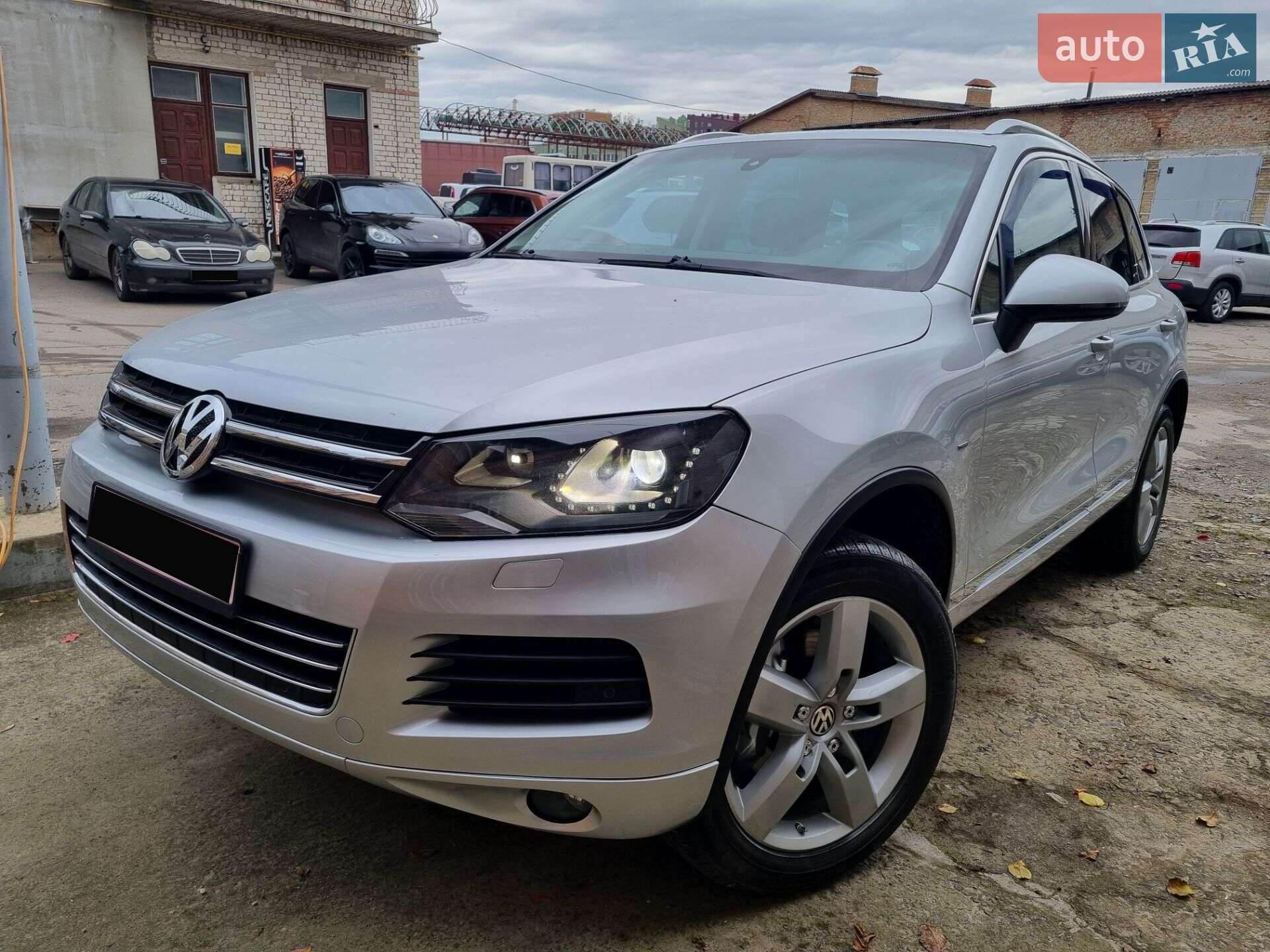 VOLKSWAGEN TOUAREG 2012
