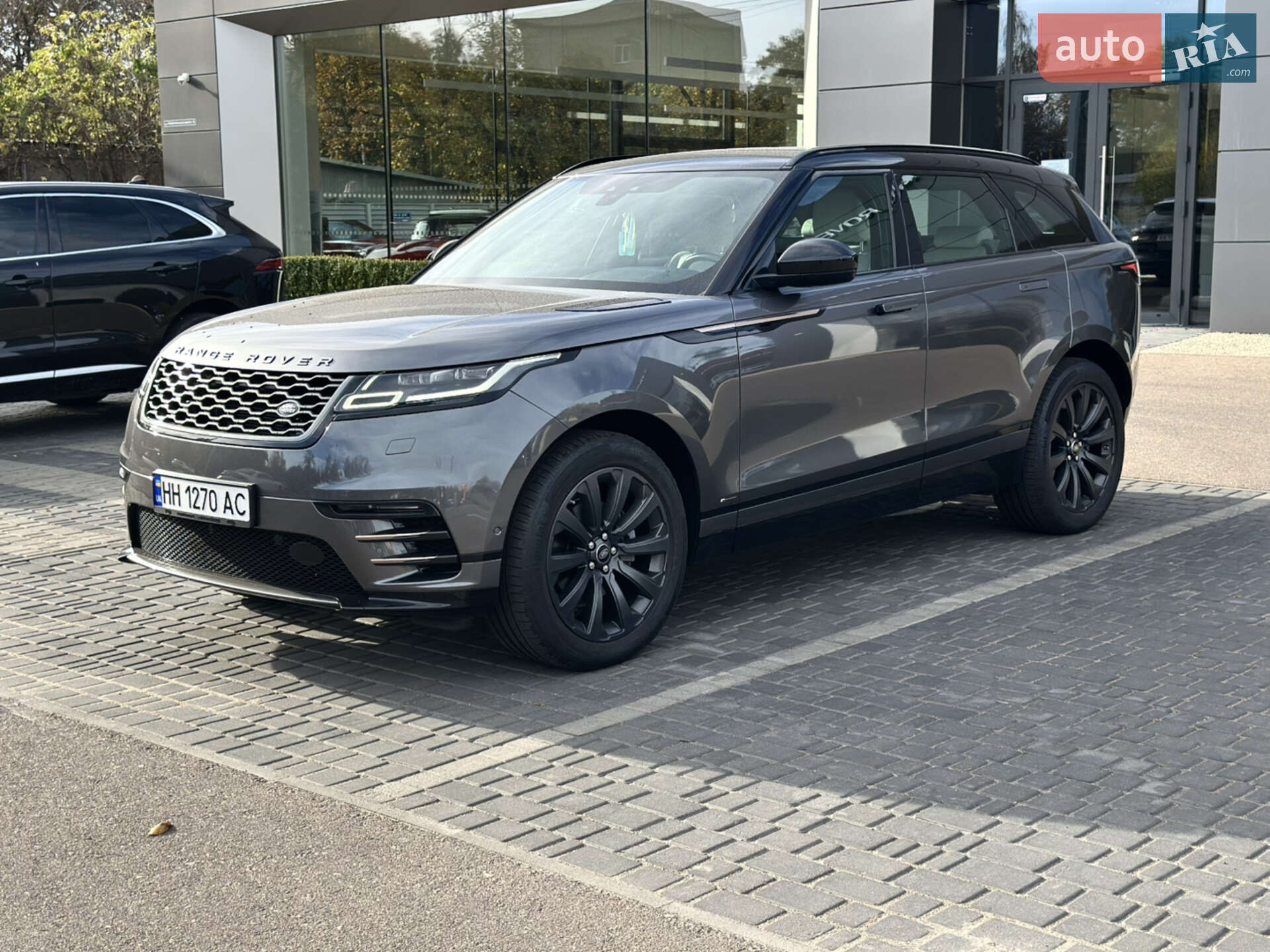 Головне фото звіту автомобіля LAND ROVER RANGE ROVER VELAR 2018