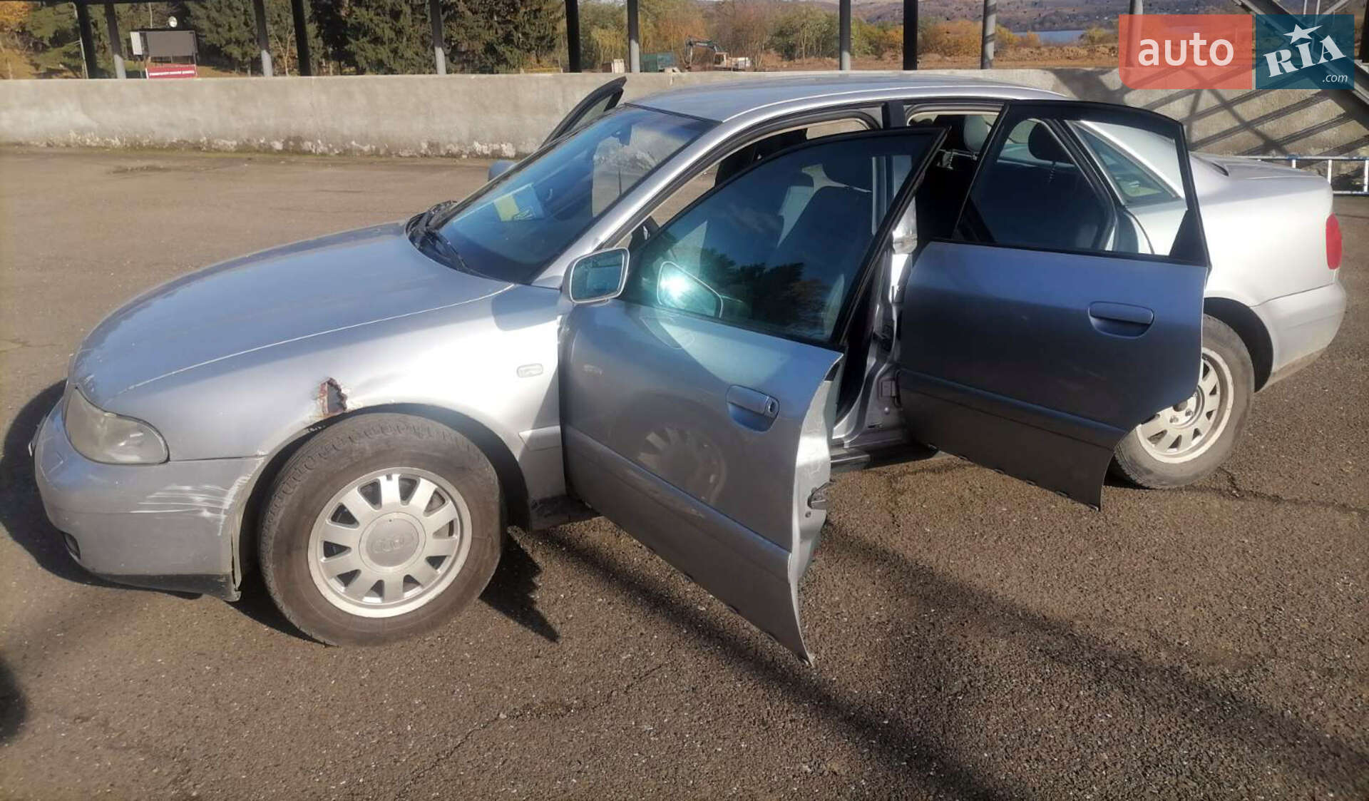 AUDI A4 1999