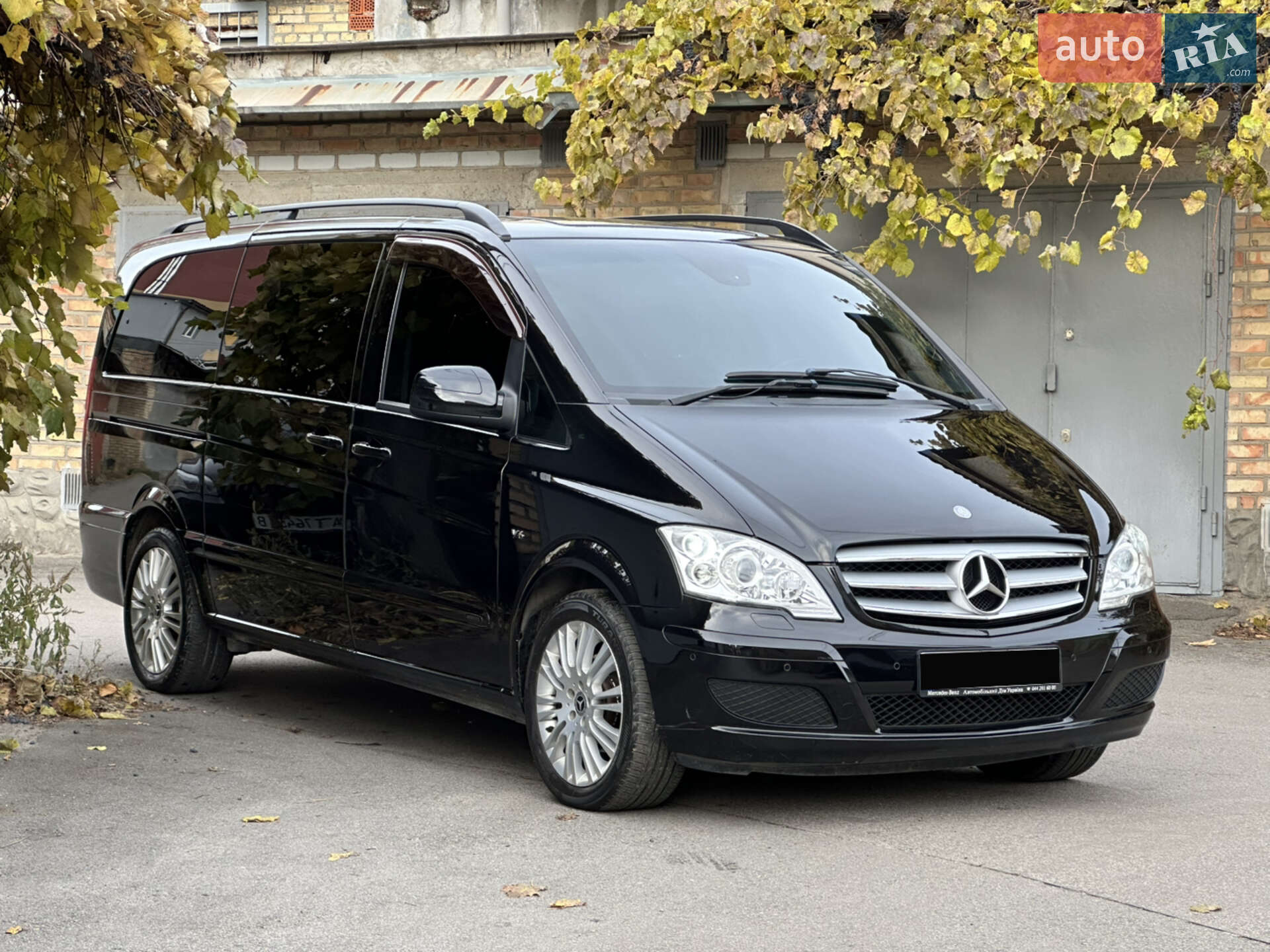 MERCEDES-BENZ V 350