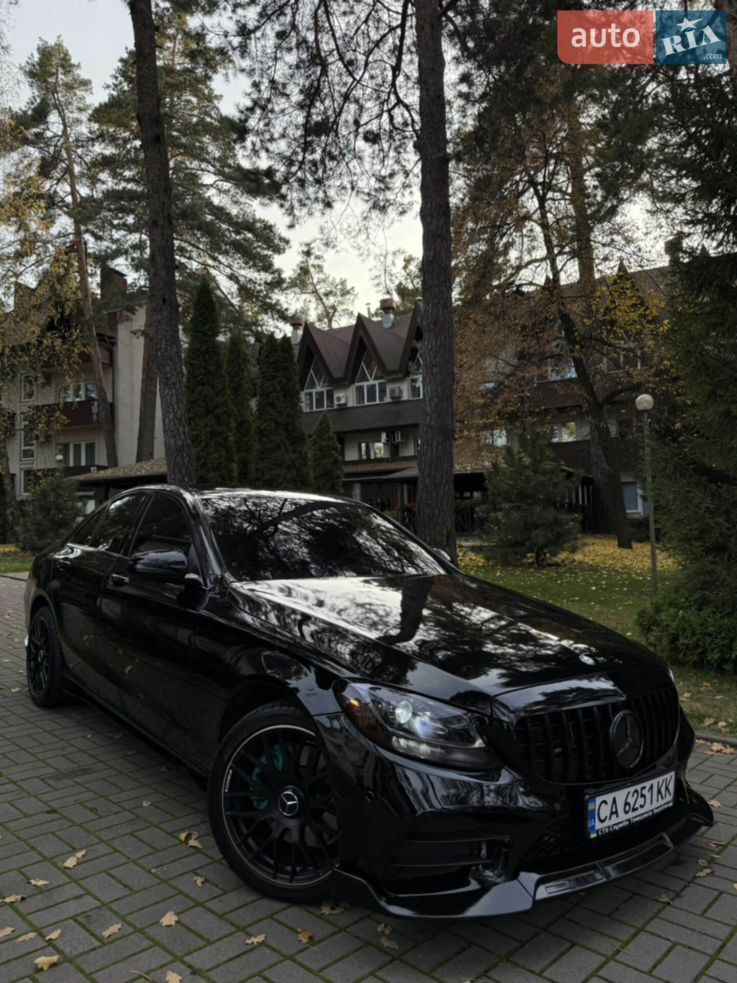 MERCEDES-BENZ C 300