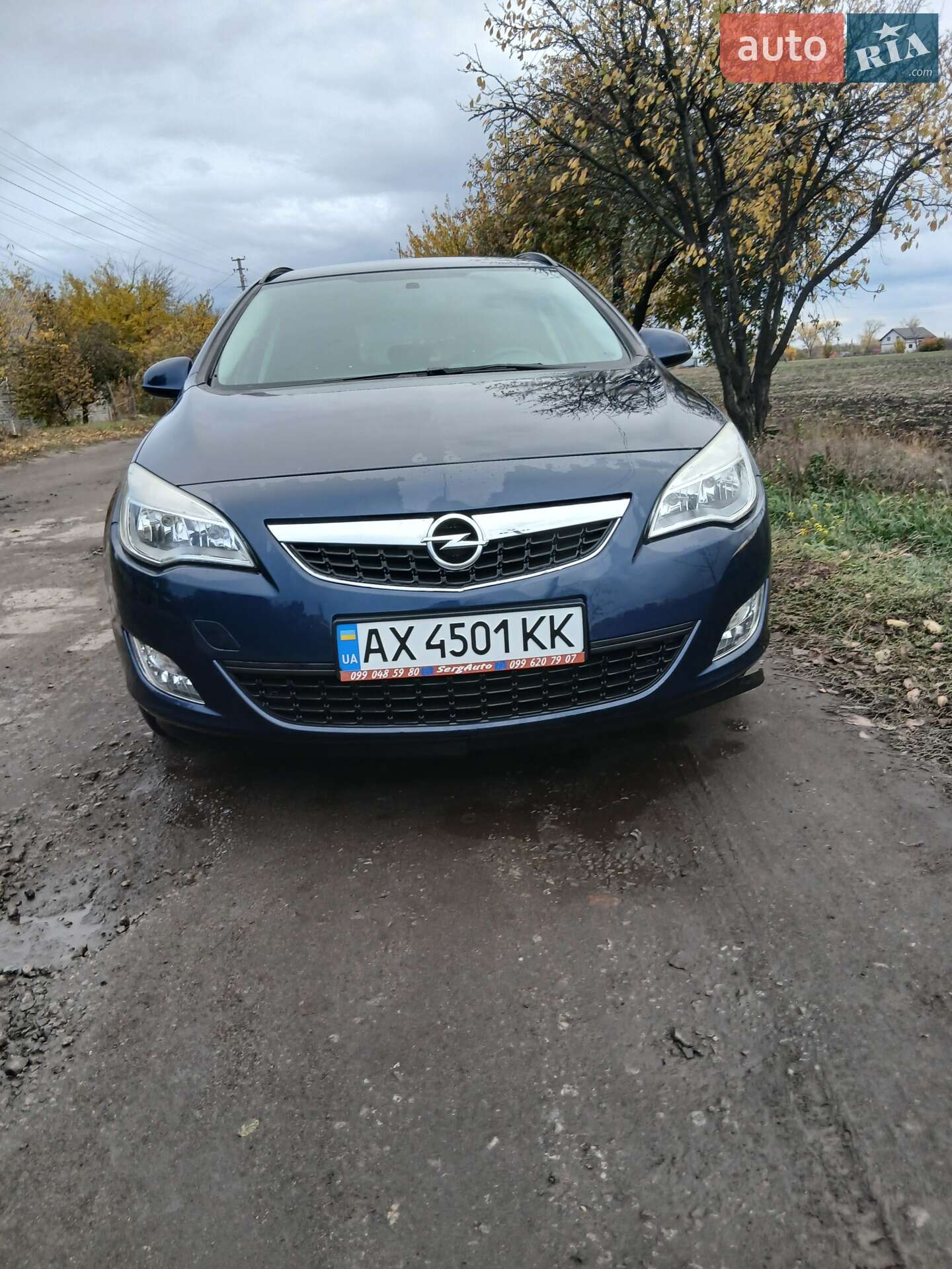 Головне фото звіту автомобіля OPEL ASTRA 2012